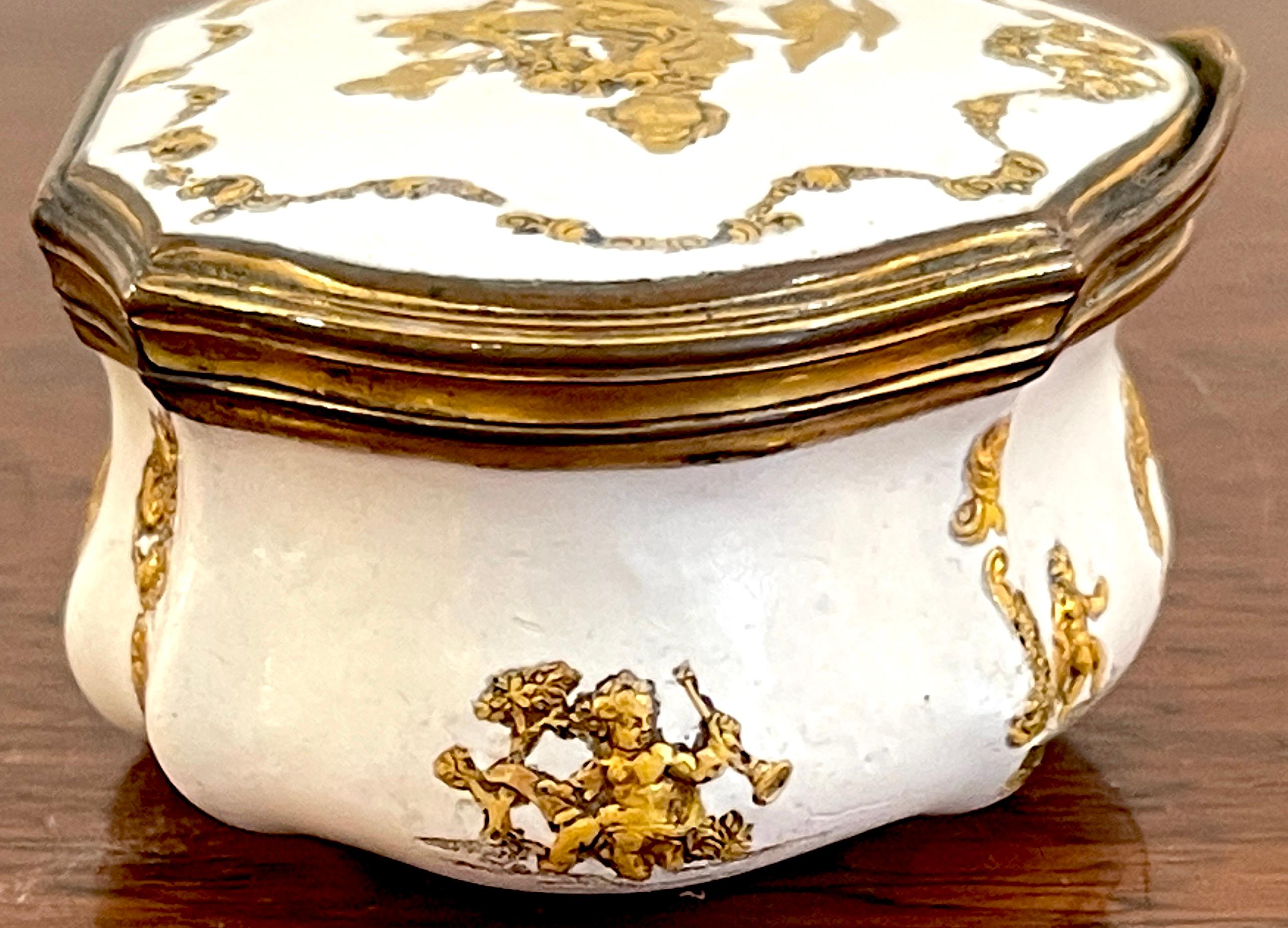 18th C  Allegorical Gilt Enamel Snuff Box,  Atrib Fromery Workshop For Sale 1
