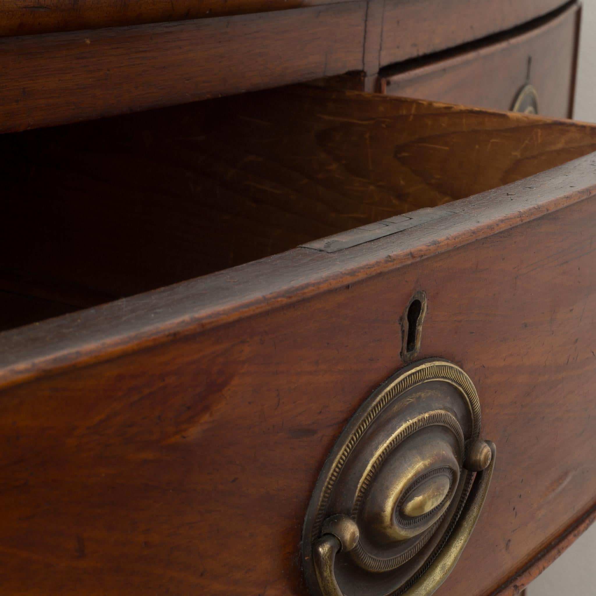 18th Century American Federal Mahogany Bow Front Chest, circa 1780 4