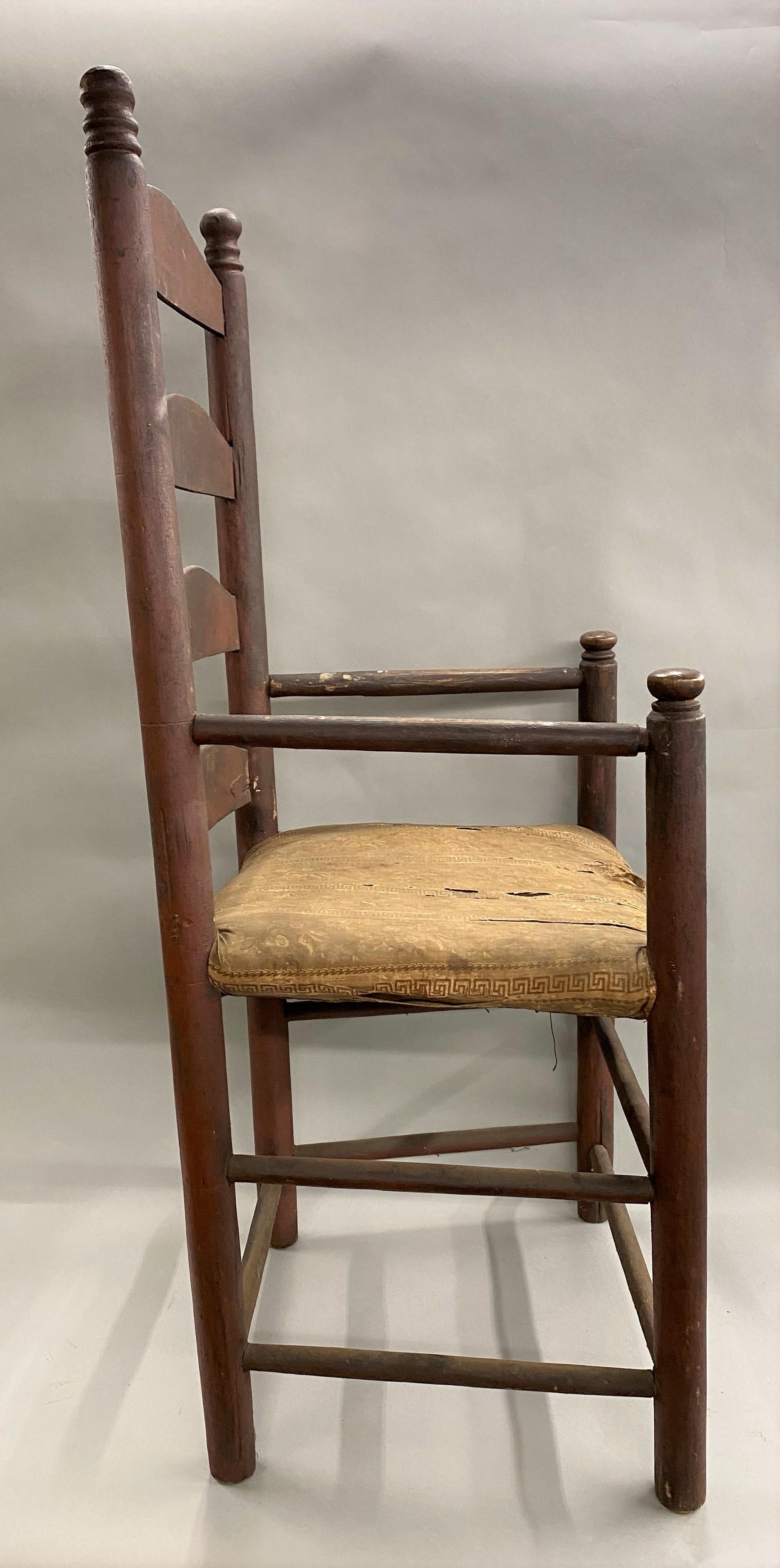 18th Century American Ladder Back Armchair in Old Crusty Red Paint In Good Condition For Sale In Milford, NH