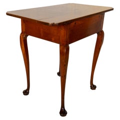 18th C American Queen Anne Walnut Side Table Circa 1725
