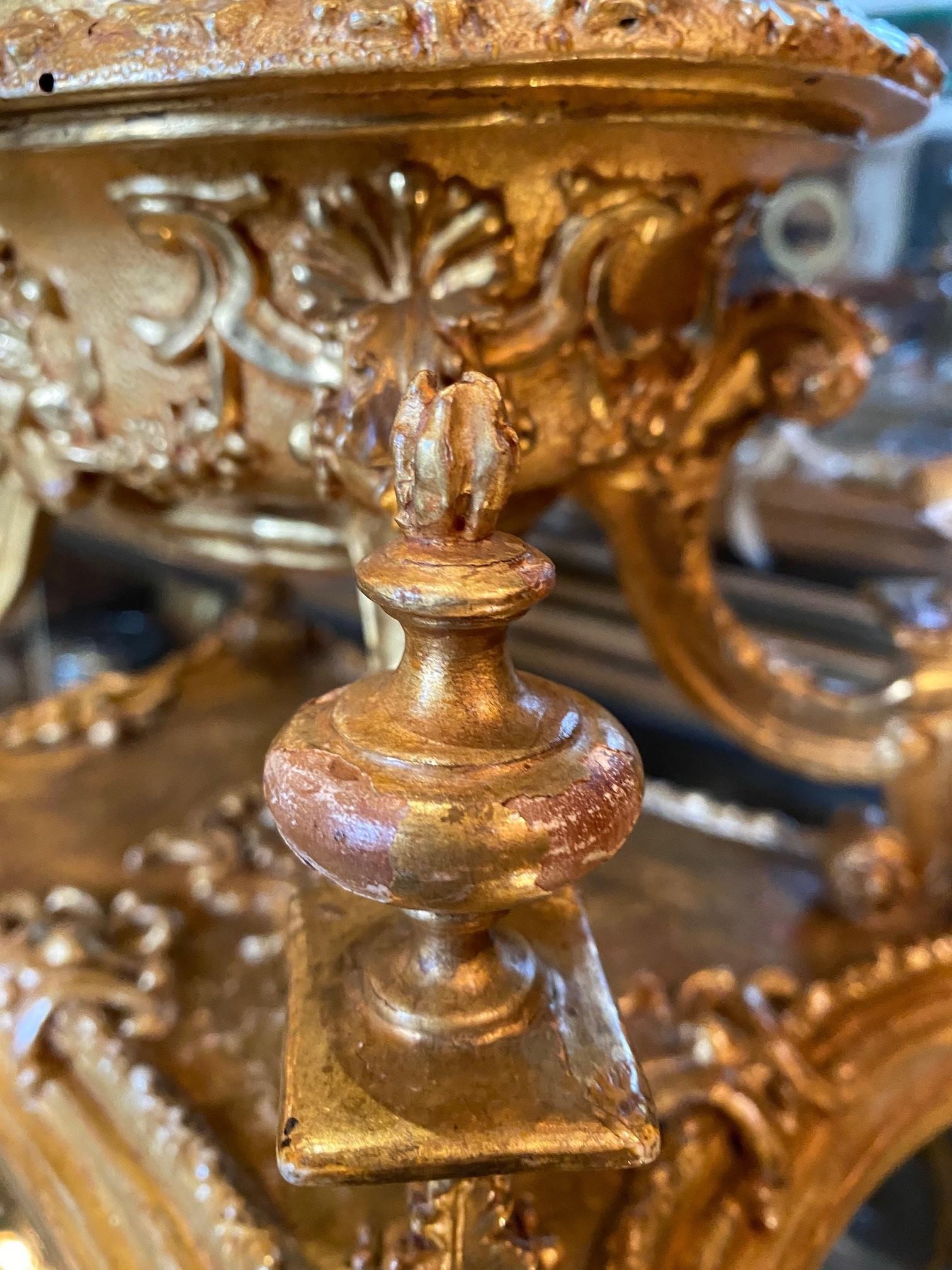 Antique Panier en bois sculpté et doré Plat Vide poche bol Table Center Piece  en vente 2