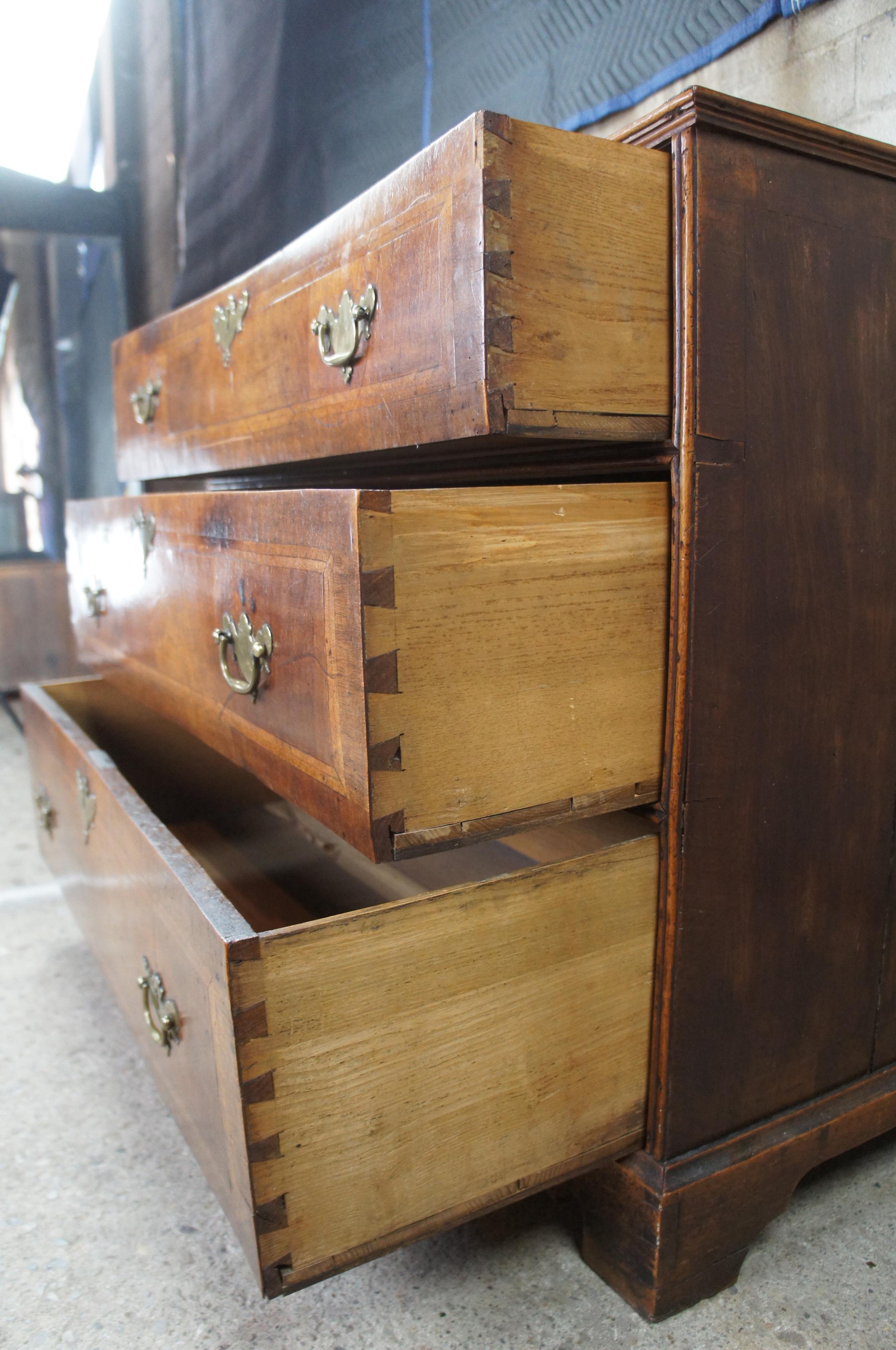18th Century and Earlier 18th C. Antique George II Chippendale Mahogany Bachelors Chest 3 Drawer Dresser