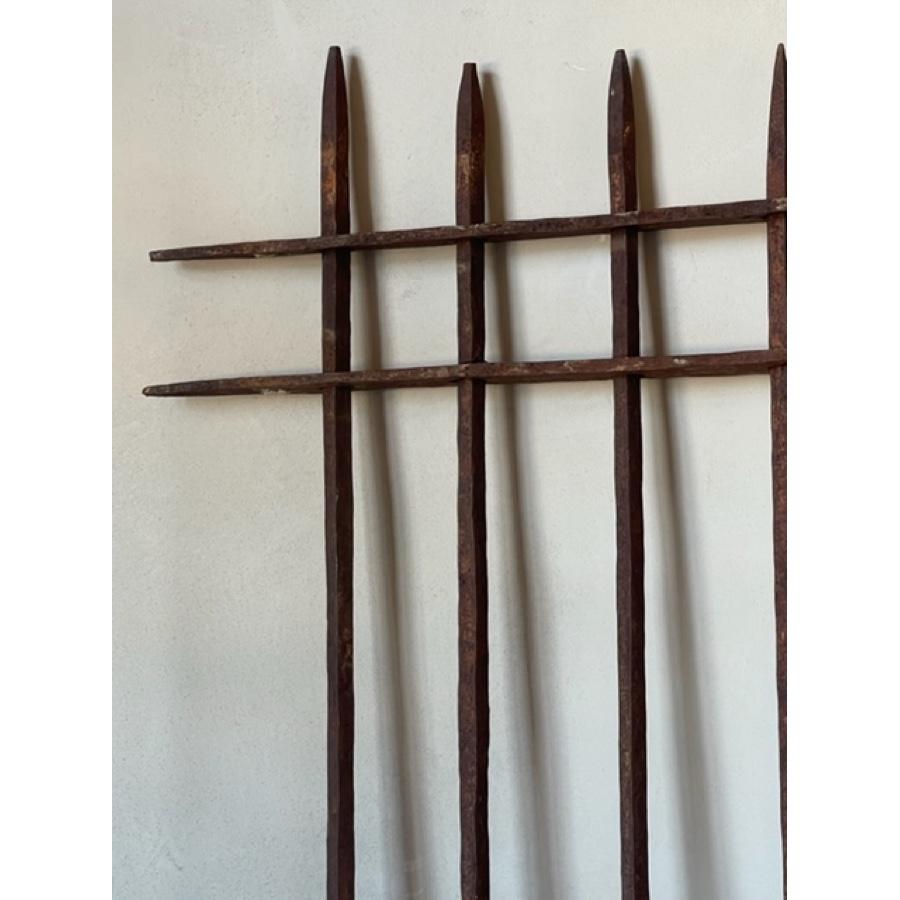 18th C Antique Wrought Iron Window Grate In Good Condition For Sale In Scottsdale, AZ