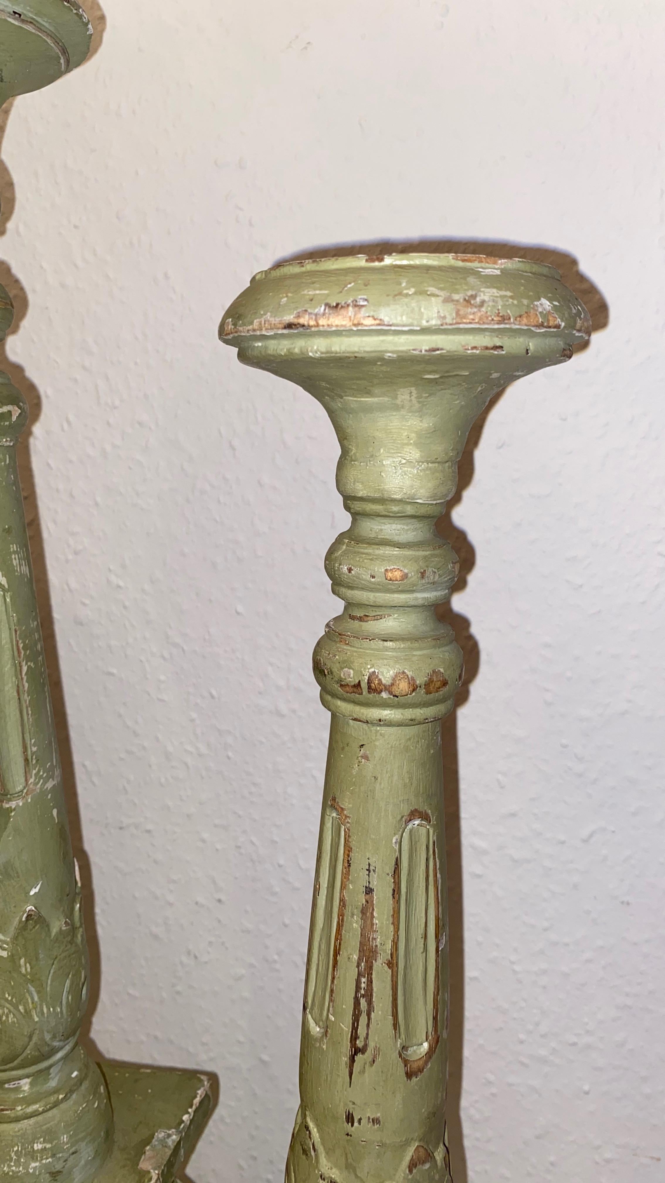 18th Century Austrian Carved and Chalkpaint Wood Alter Sticks with Circular Tops For Sale 7