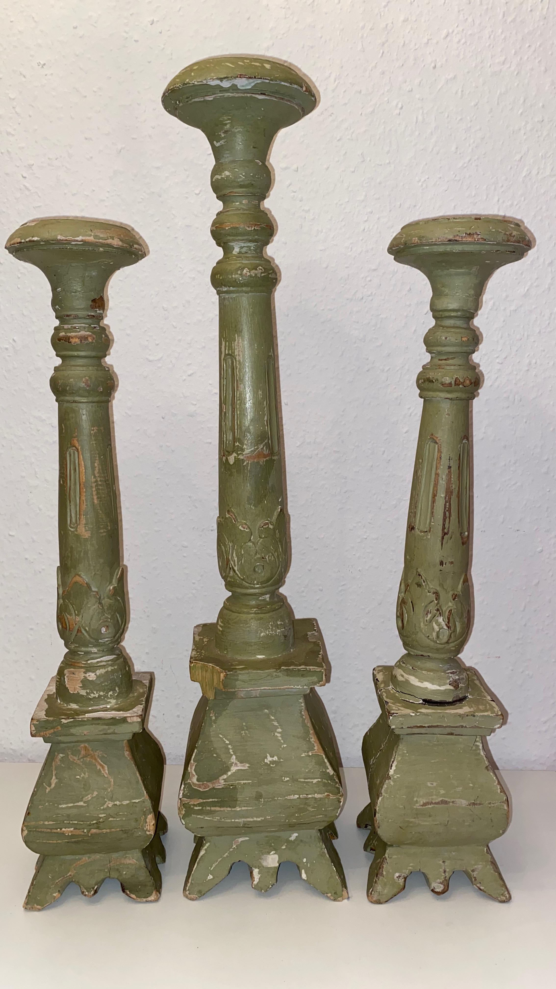 18th Century Austrian Carved and Chalkpaint Wood Alter Sticks with Circular Tops For Sale 4