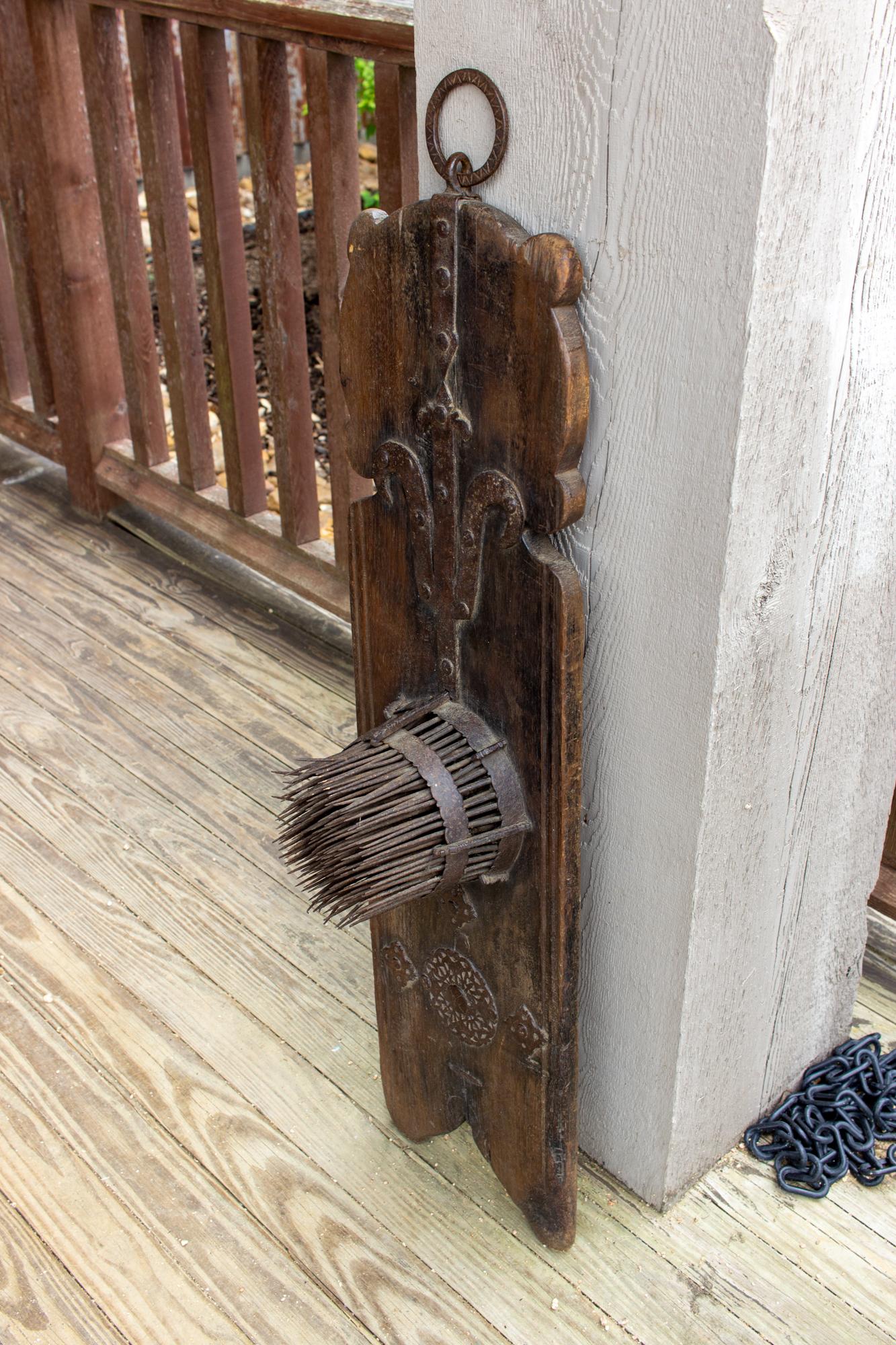 18th C Belgian Wood & Iron Flax Comb In Fair Condition In Houston, TX