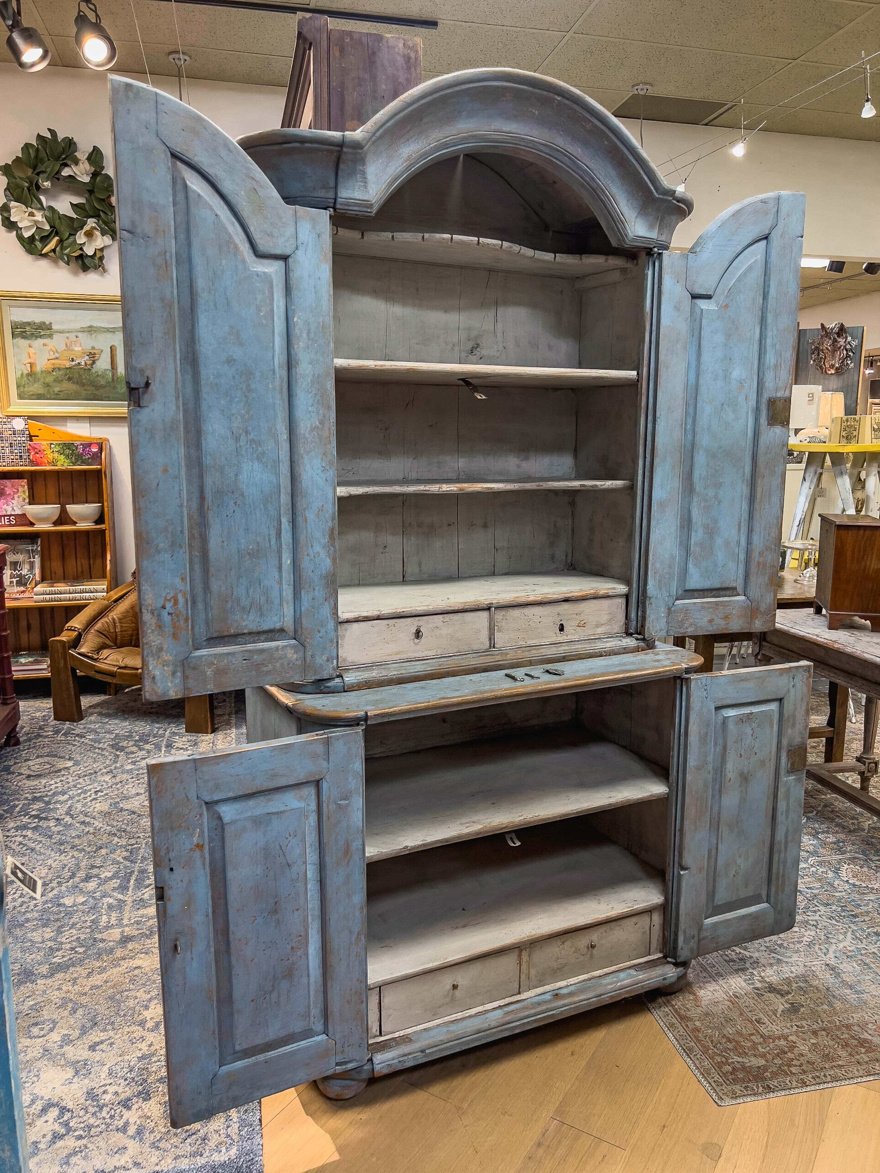 18th Century Gustavian Swedish Cupboard In Good Condition In Houston, TX