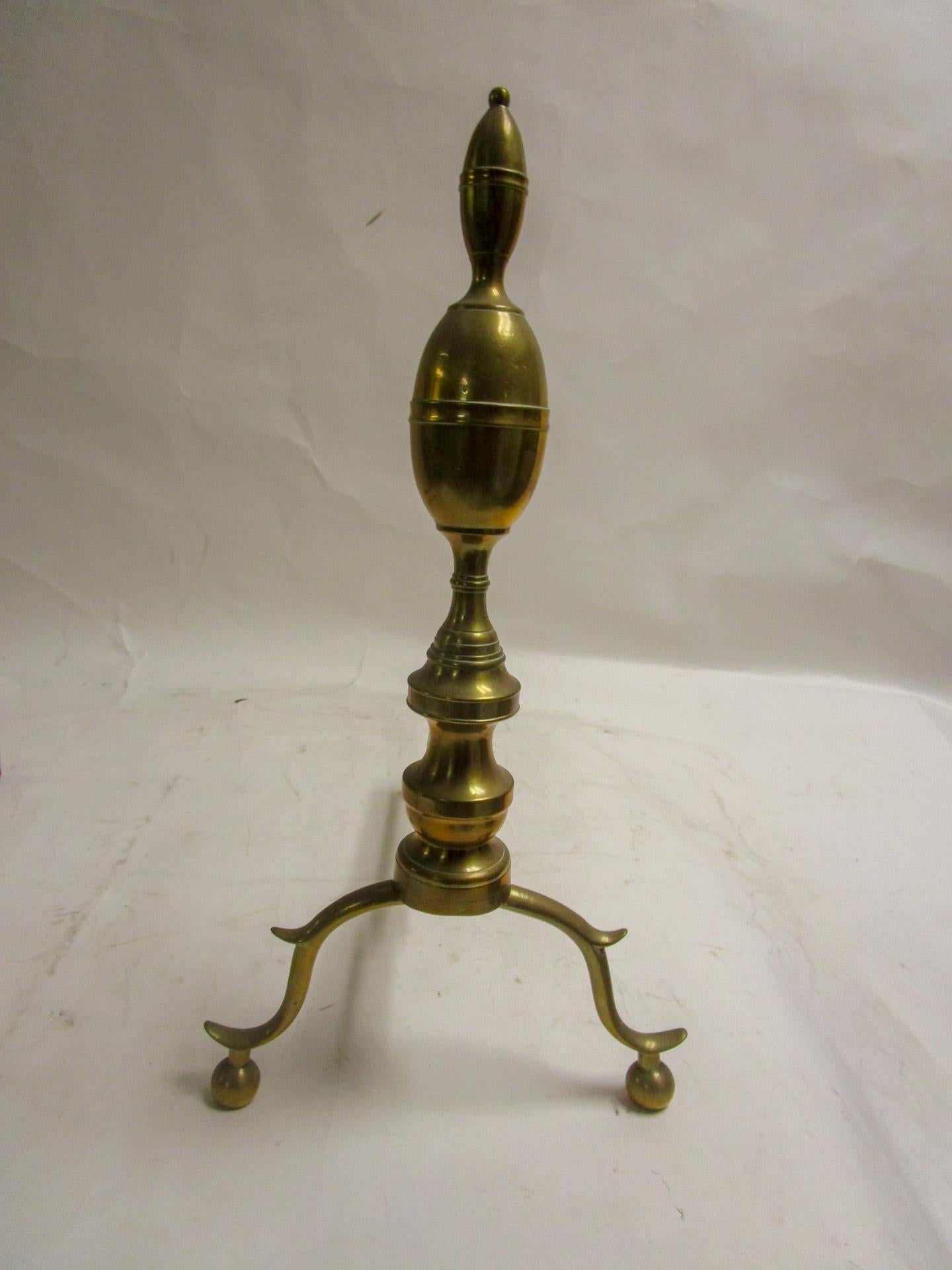 18th c Brass American Chippendale Lemon Drop Top Andiron Firedog Pair In Good Condition For Sale In Savannah, GA
