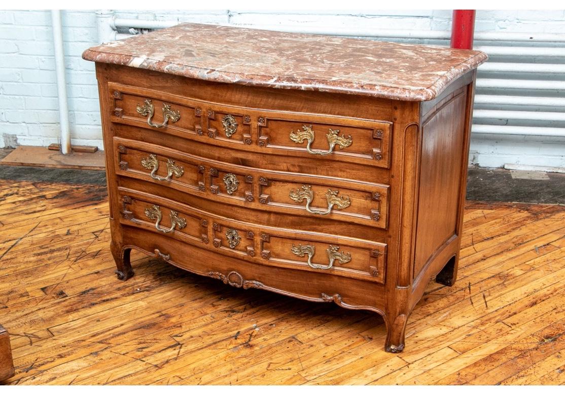 18th Century Carved Walnut Marble-Top Commode For Sale 4