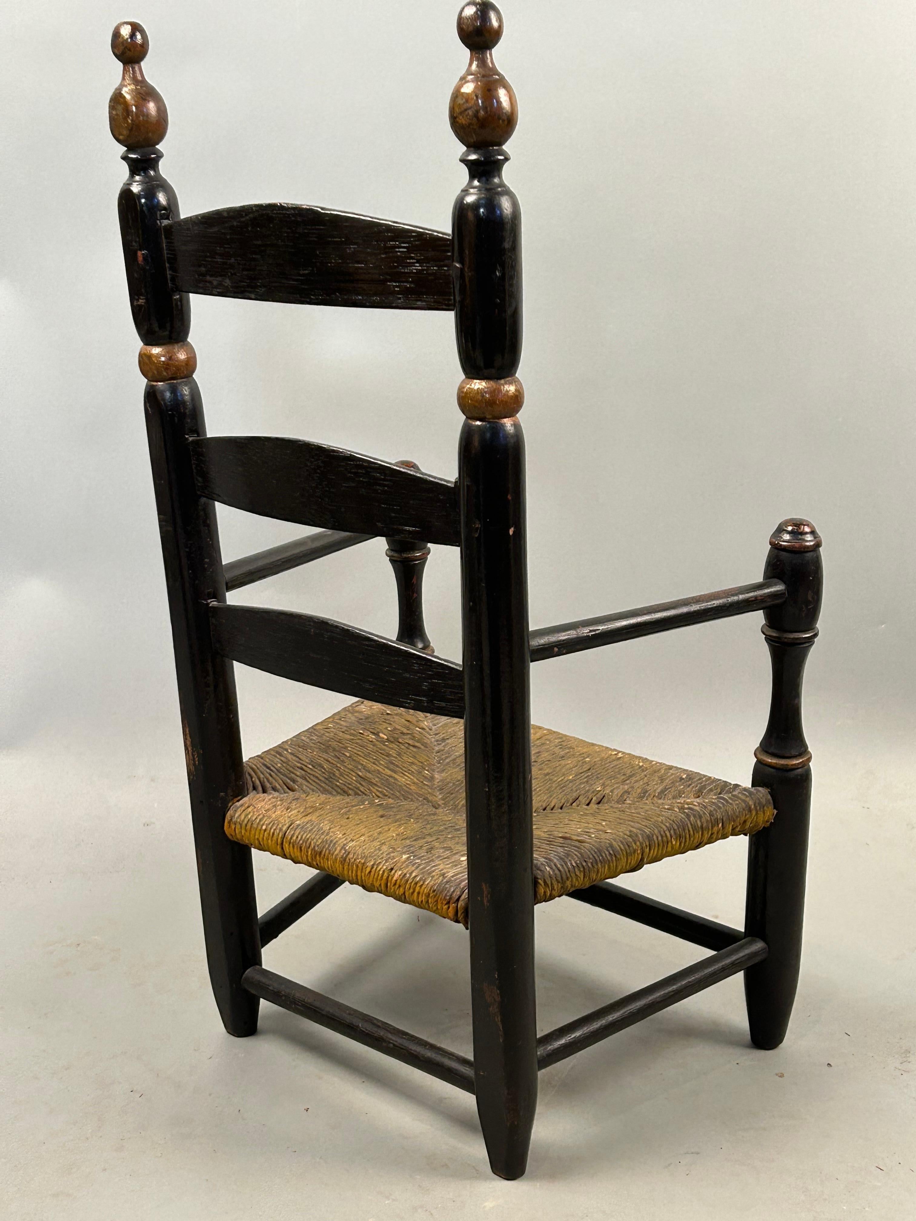 A.I.C. Child Child's Arm Chair du 18e siècle. Bon état - En vente à Woodbury, CT