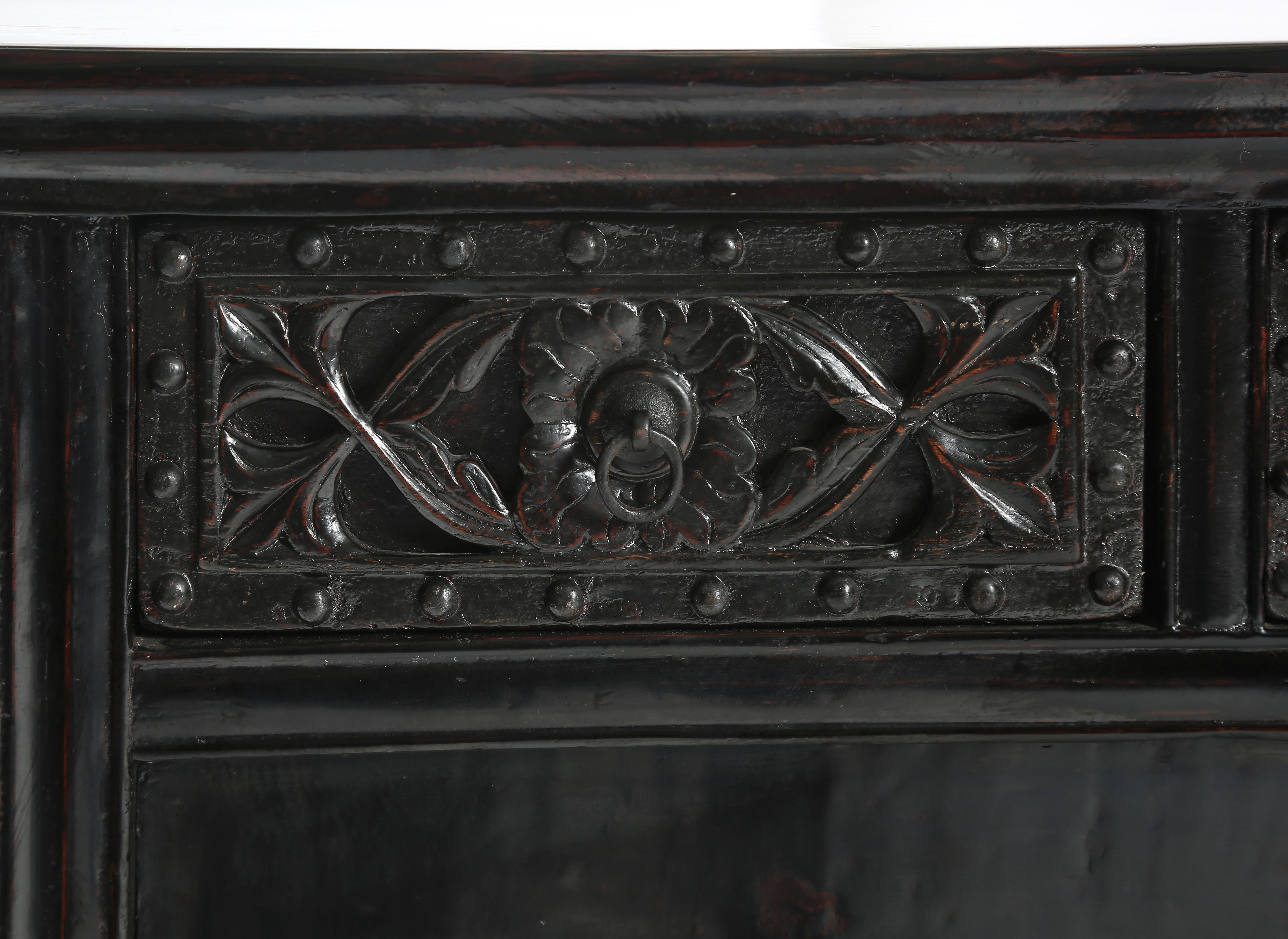 18th Century Chinese Long Coffer with Everted Ends For Sale 2