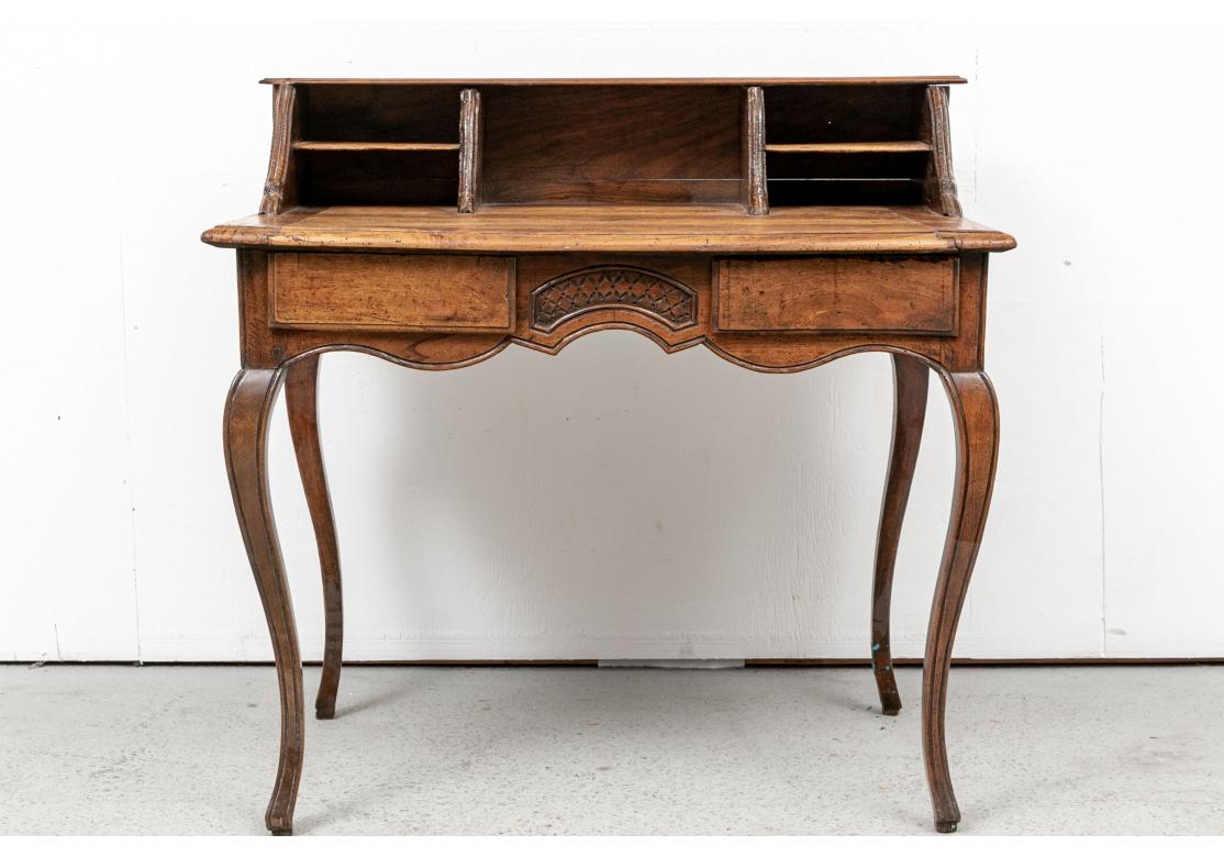 18th C. Country French Walnut Writing Table In Good Condition For Sale In Bridgeport, CT