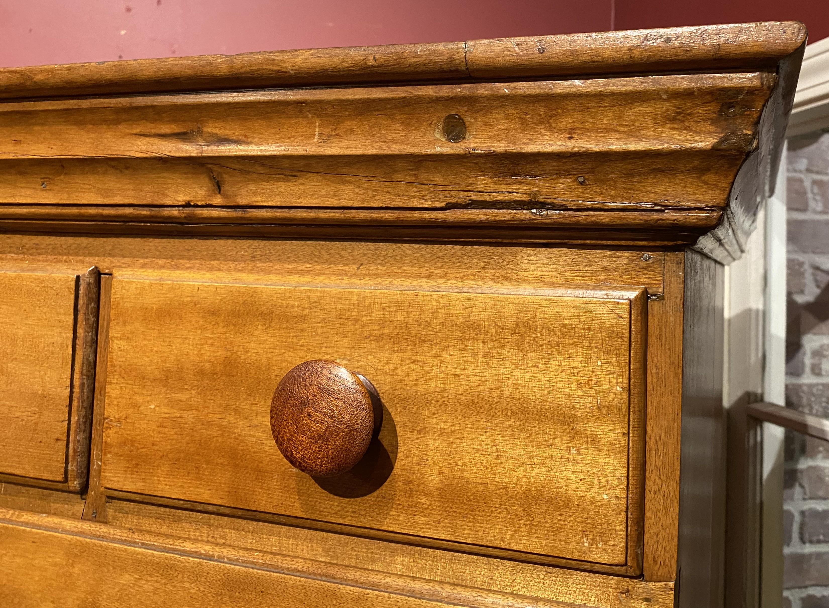 American 18th c Dunlap School NH Highboy in Birch With Provenance For Sale