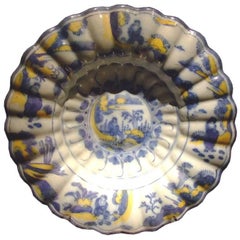 Siglo XVIII Plato lobulado para dulces de Delft holandés