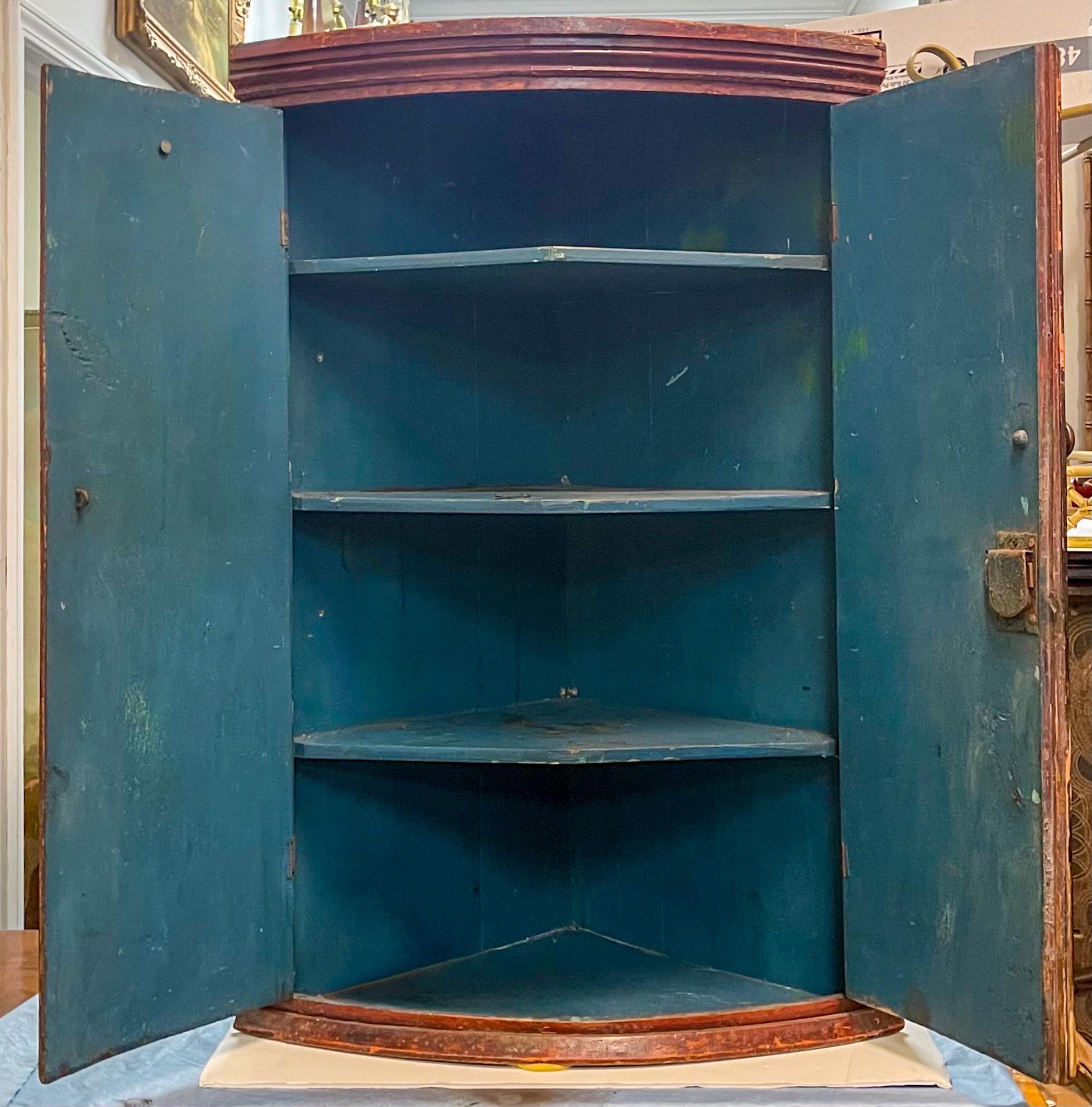 Wood 18th-C. Early American Primitive Grain Faux Bois Painted Corner Wall Cabinet For Sale