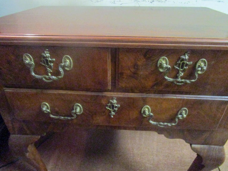 Carved 18th C English Chippendale Walnut Three-Drawer Lowboy For Sale