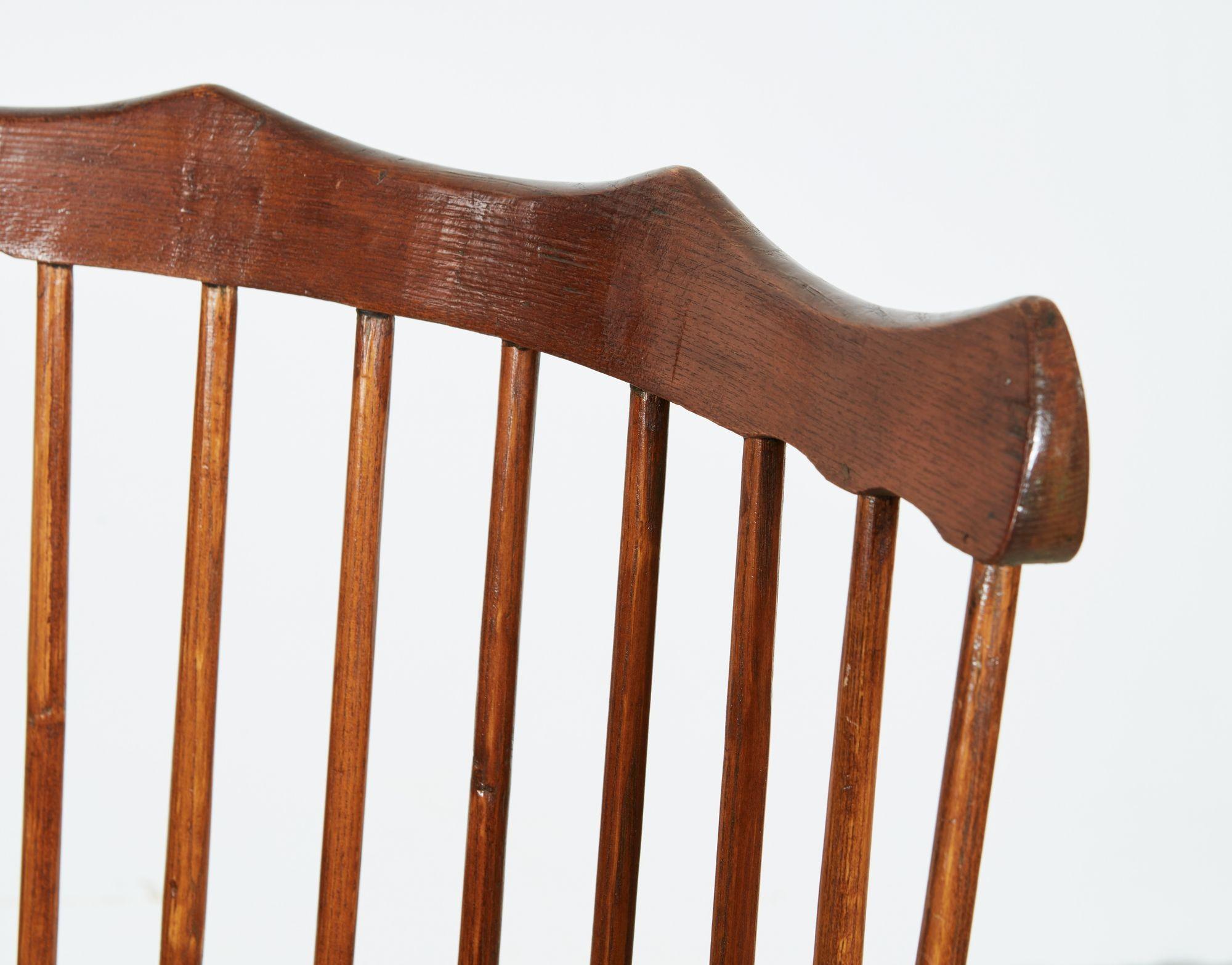 Anglais XVIIIe siècle Fauteuil Windsor à dossier en peigne en vente