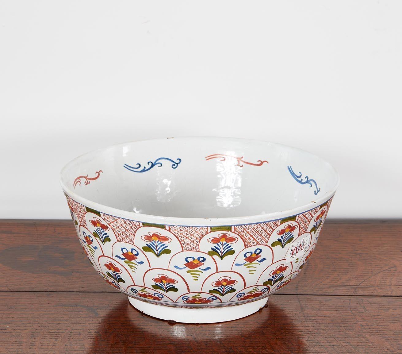 18th c. English Delft Polychrome Punch Bowl In Good Condition For Sale In Greenwich, CT