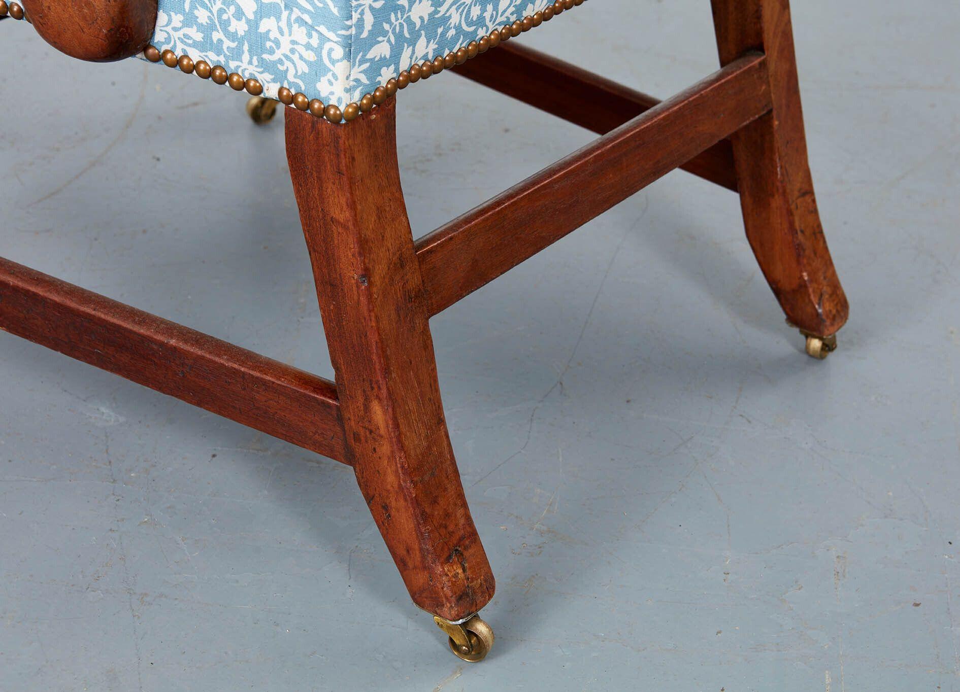 18th c. English Desk Chair For Sale 4