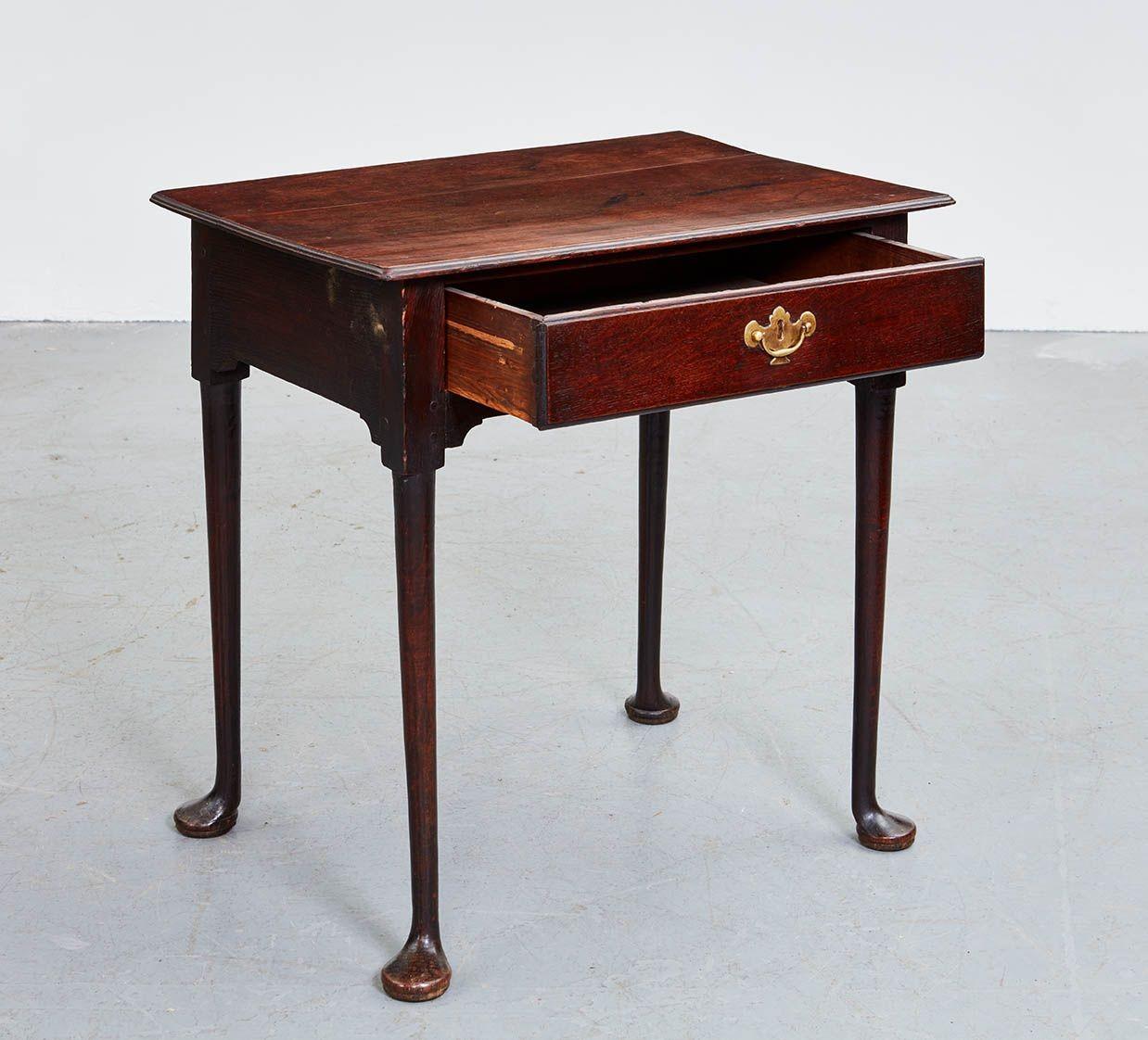 Oak 18th c. English Padfoot Side Table For Sale