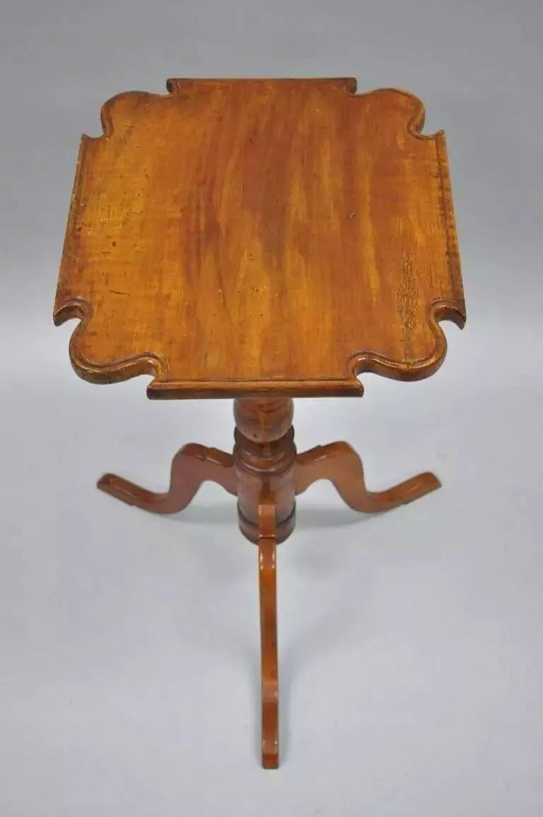 18th C. Federal Cherry Candle Stand Tea Table Tripod Pedestal Scallop Carved Top For Sale 4
