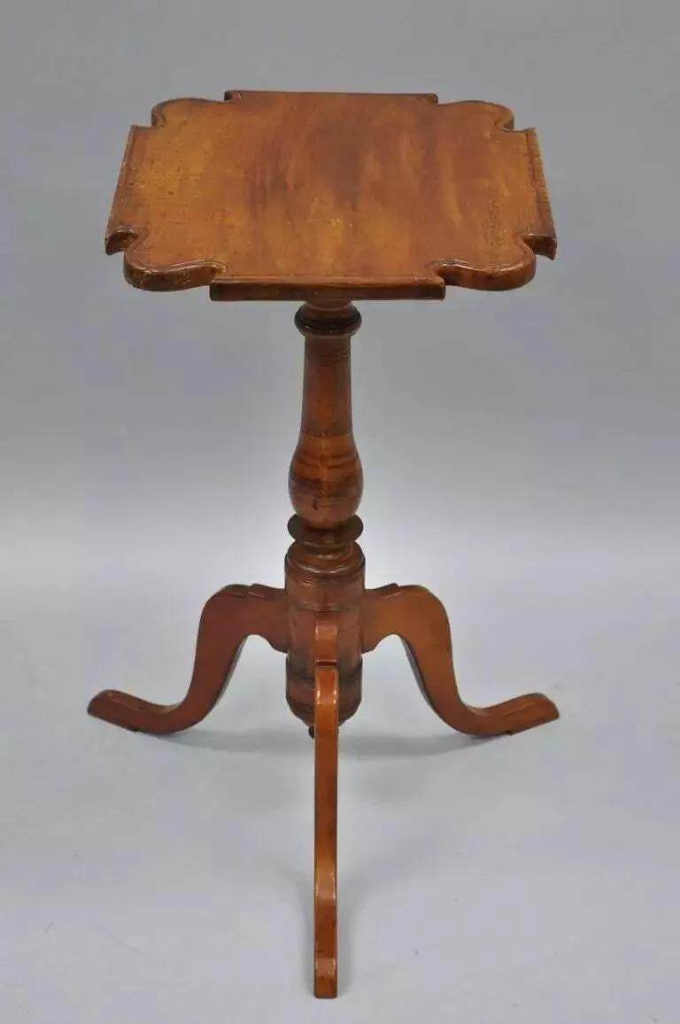 18th C. Federal Cherry Candle Stand Tea Table Tripod Pedestal Scallop Carved Top For Sale 6