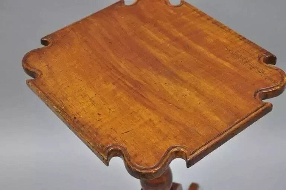 18th C. Federal Cherry Candle Stand Tea Table Tripod Pedestal Scallop Carved Top For Sale 2