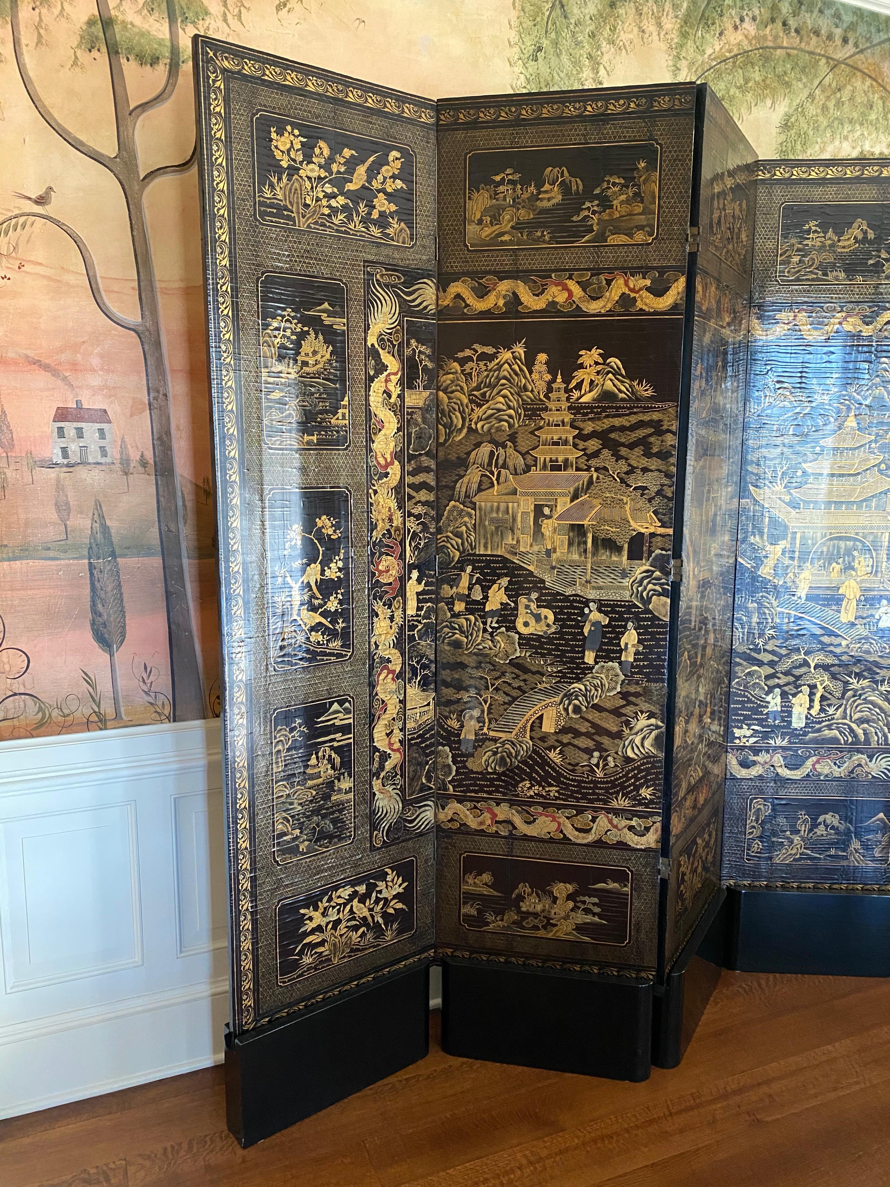 18th Century and Earlier Fine Chinese Export Black and Gilt Lacquered Eight-Panel Folding Screen