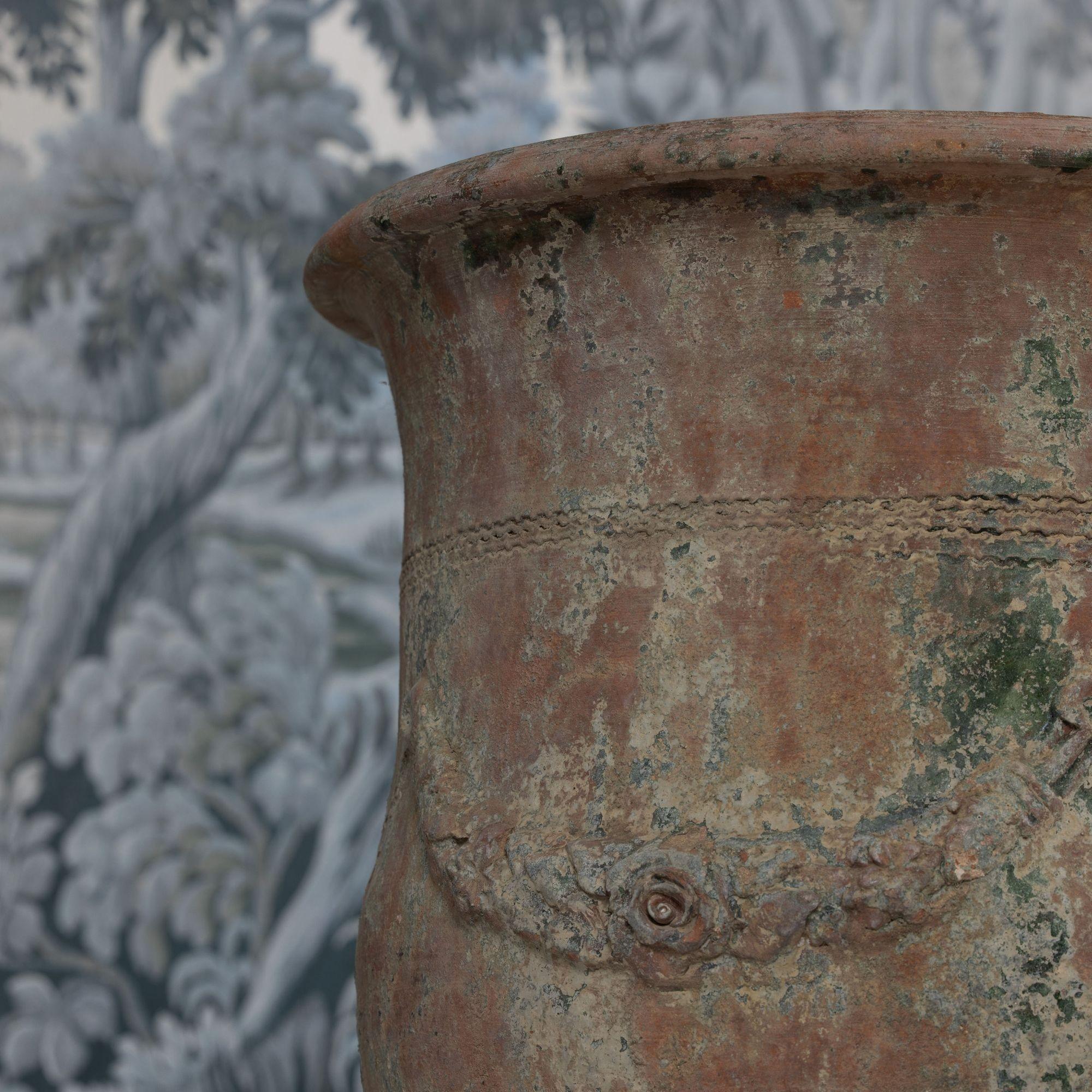 Terre cuite XVIIIe siècle Vase de jardinière Anduze française en vente