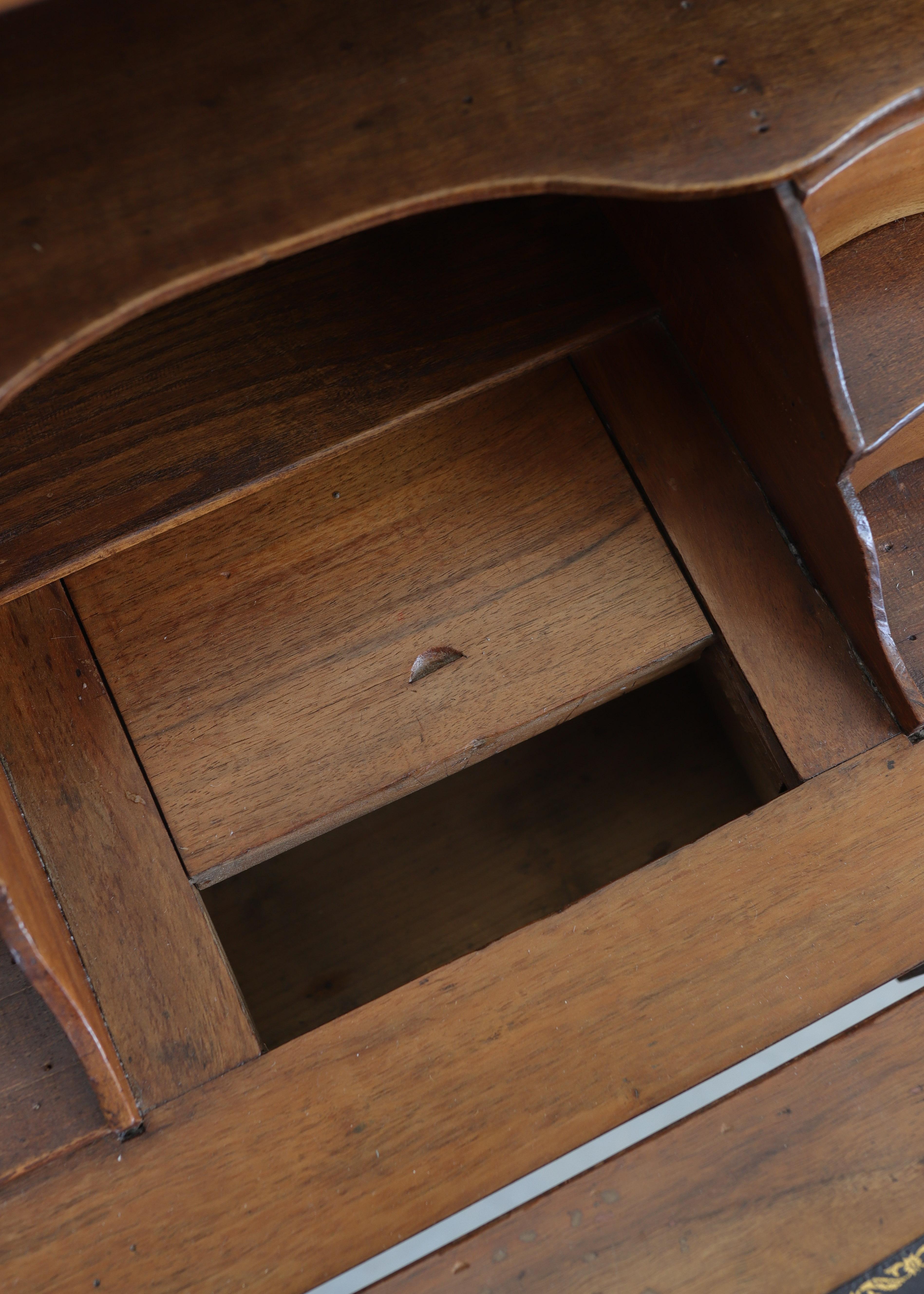 18. Jahrhundert. Französisches Bureau de Dame im Angebot 5