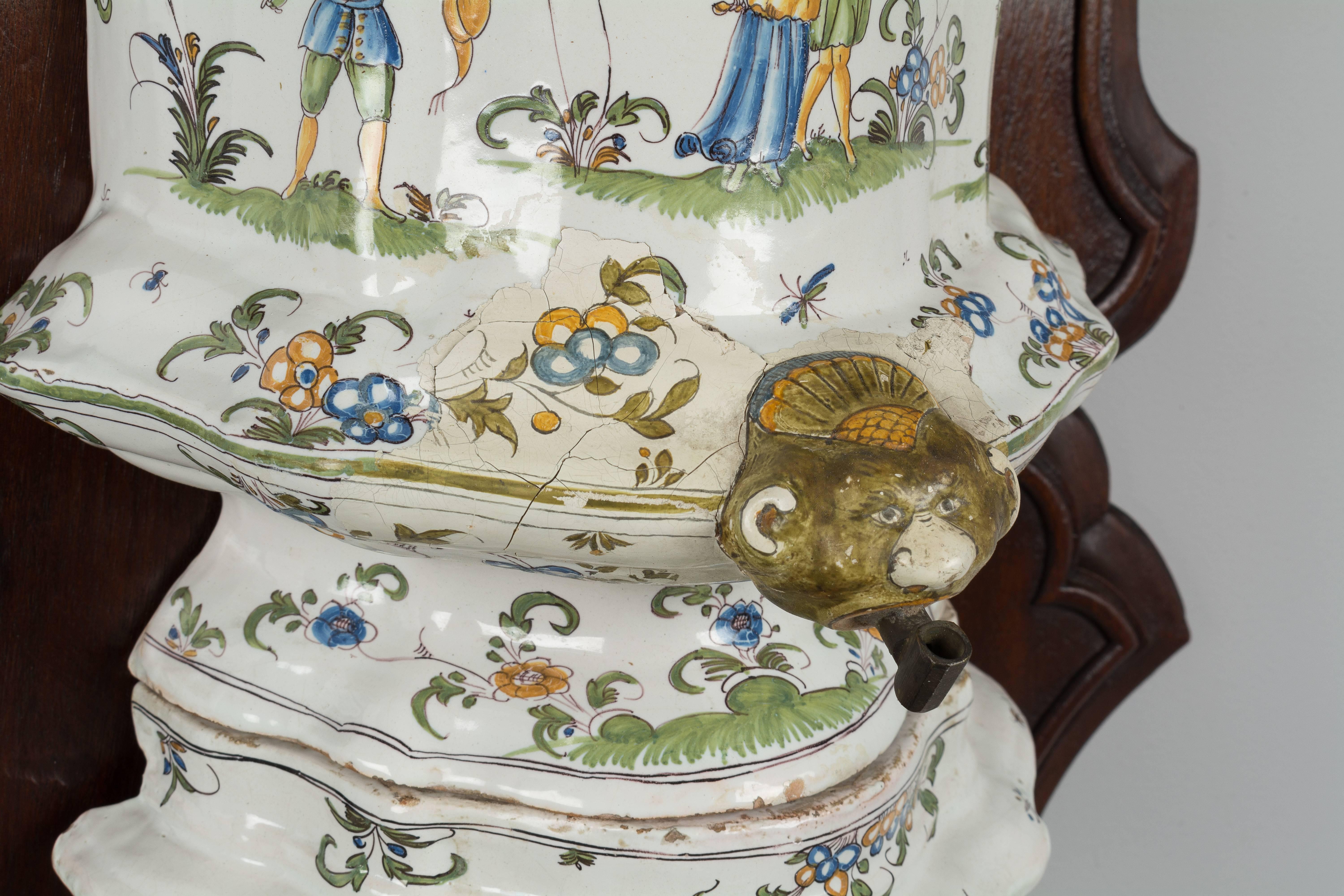 Louis XV 18th Century French Faience Lavabo from Moustiers For Sale
