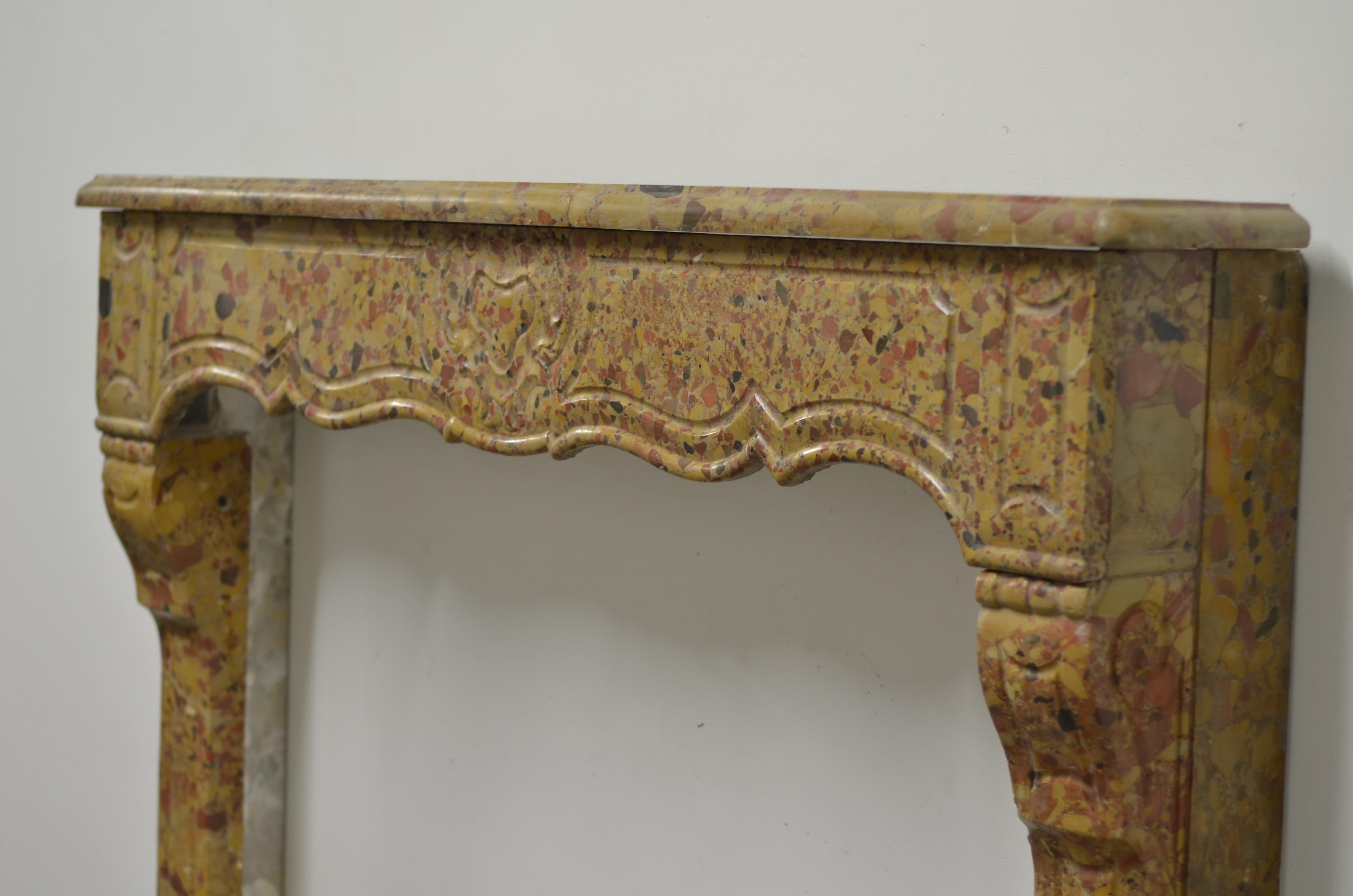 18th Century French Fireplace in Beautiful Breche d’Alep Marble For Sale 5