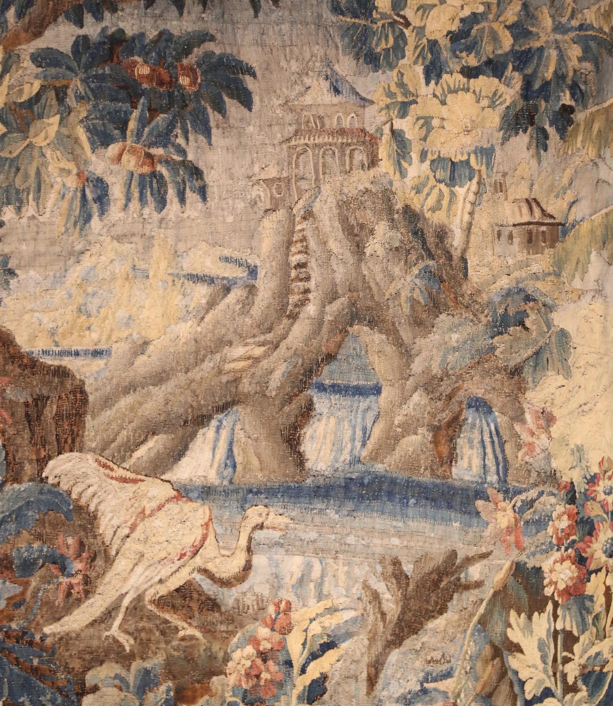 Tapiz de Aubusson francés tejido a mano del s. XVIII con pájaros, ruinas y borde floral Tejido a mano en venta
