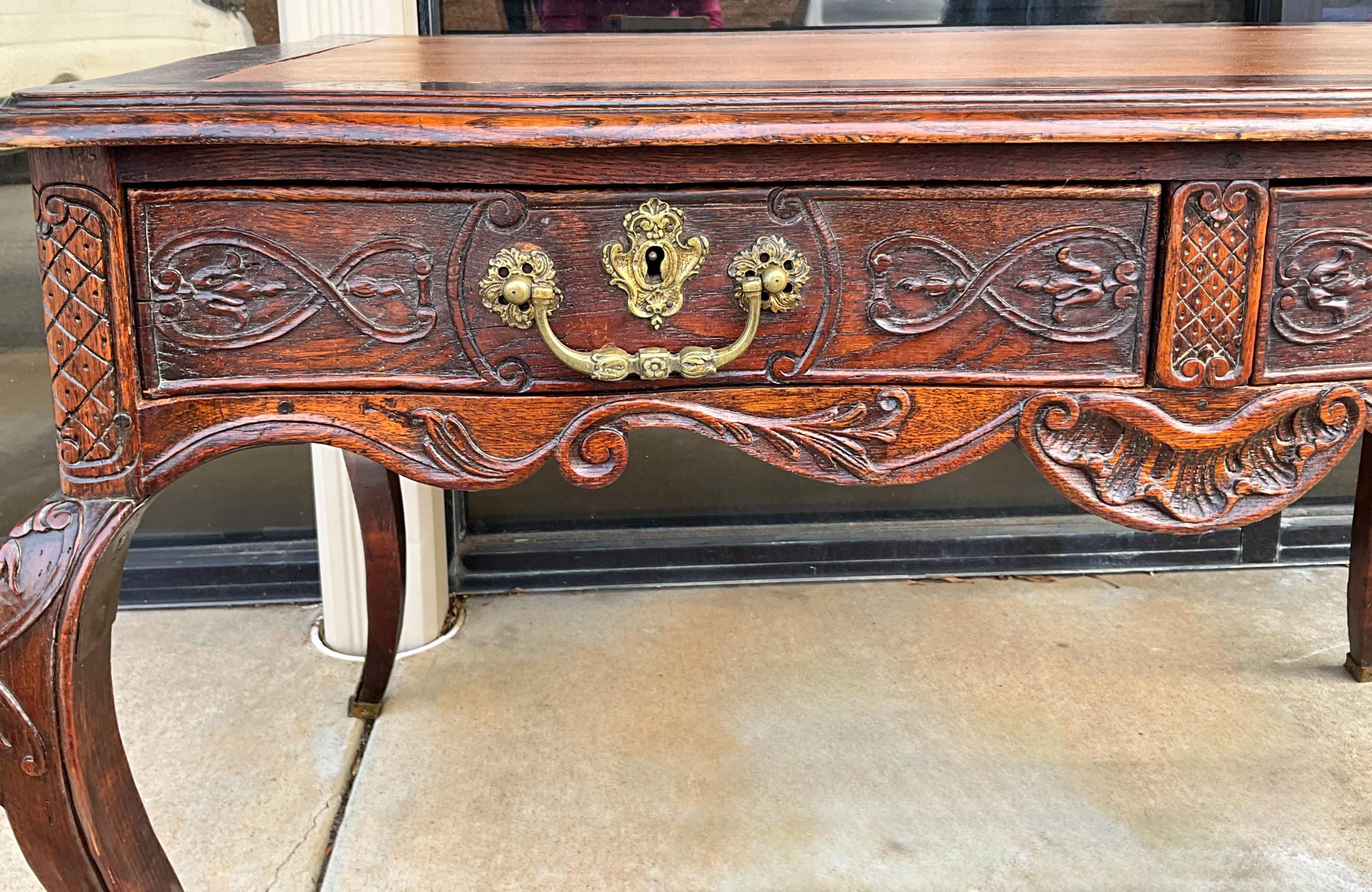 18th-C. French Louis XV Style Carved Oak Tooled Leather & Bronze Writing Desk For Sale 1