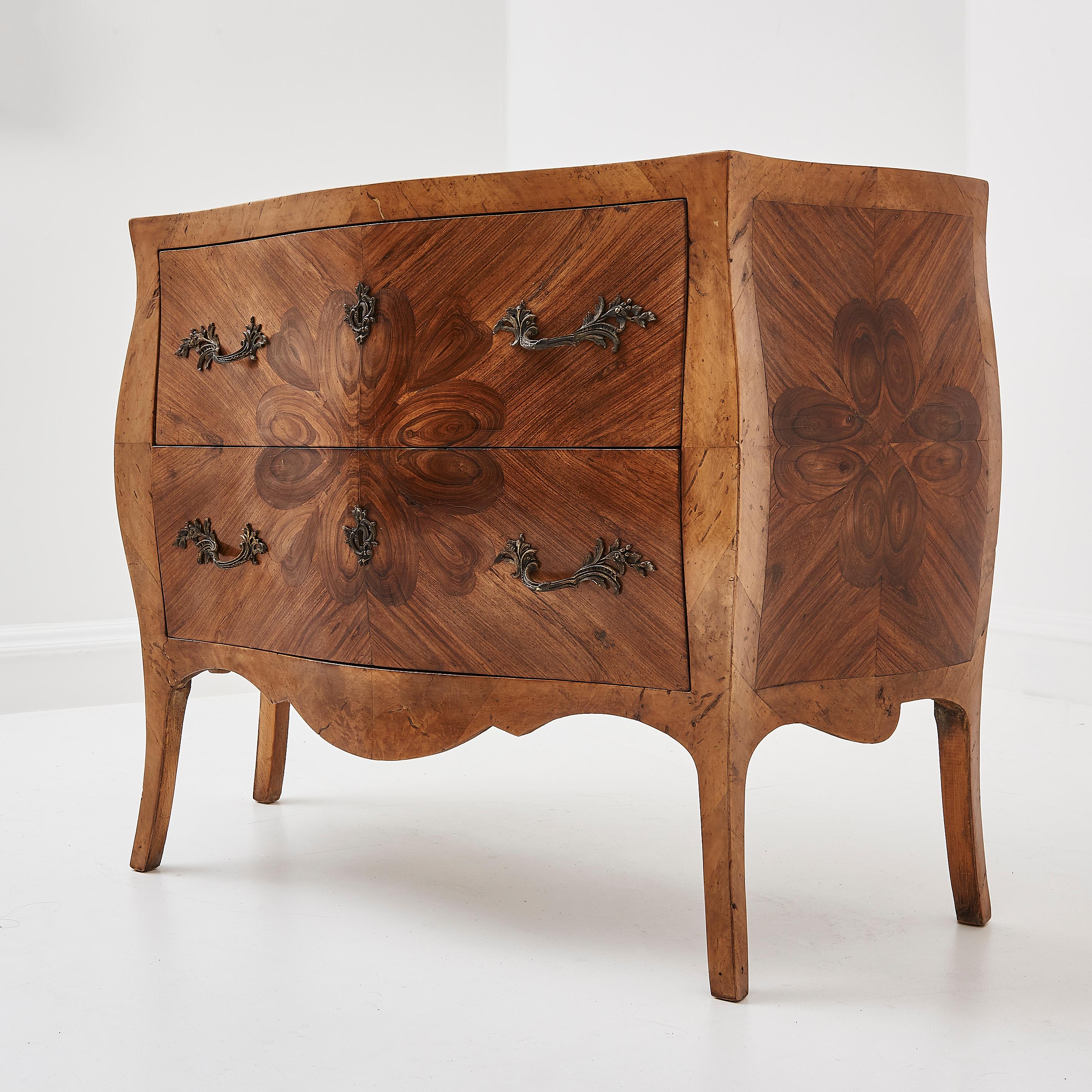 18th C. French Oyster Wood Chest Of Drawers 6