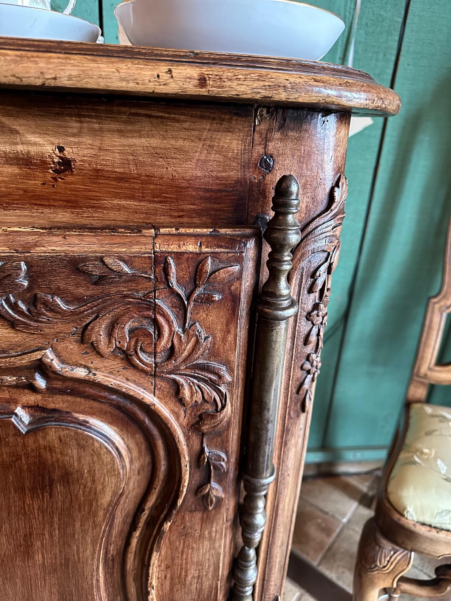 Hand-Crafted 18th C. French Provencal Arlesienne Credenza in Walnut Antiques Buffet Cabinet For Sale