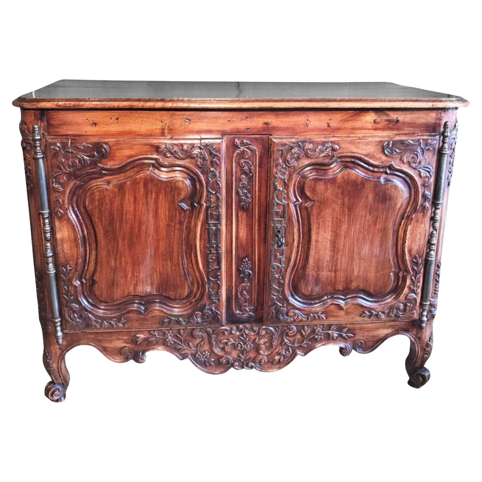 18th C. French Provencal Arlesienne Credenza in Walnut Antiques Buffet Cabinet
