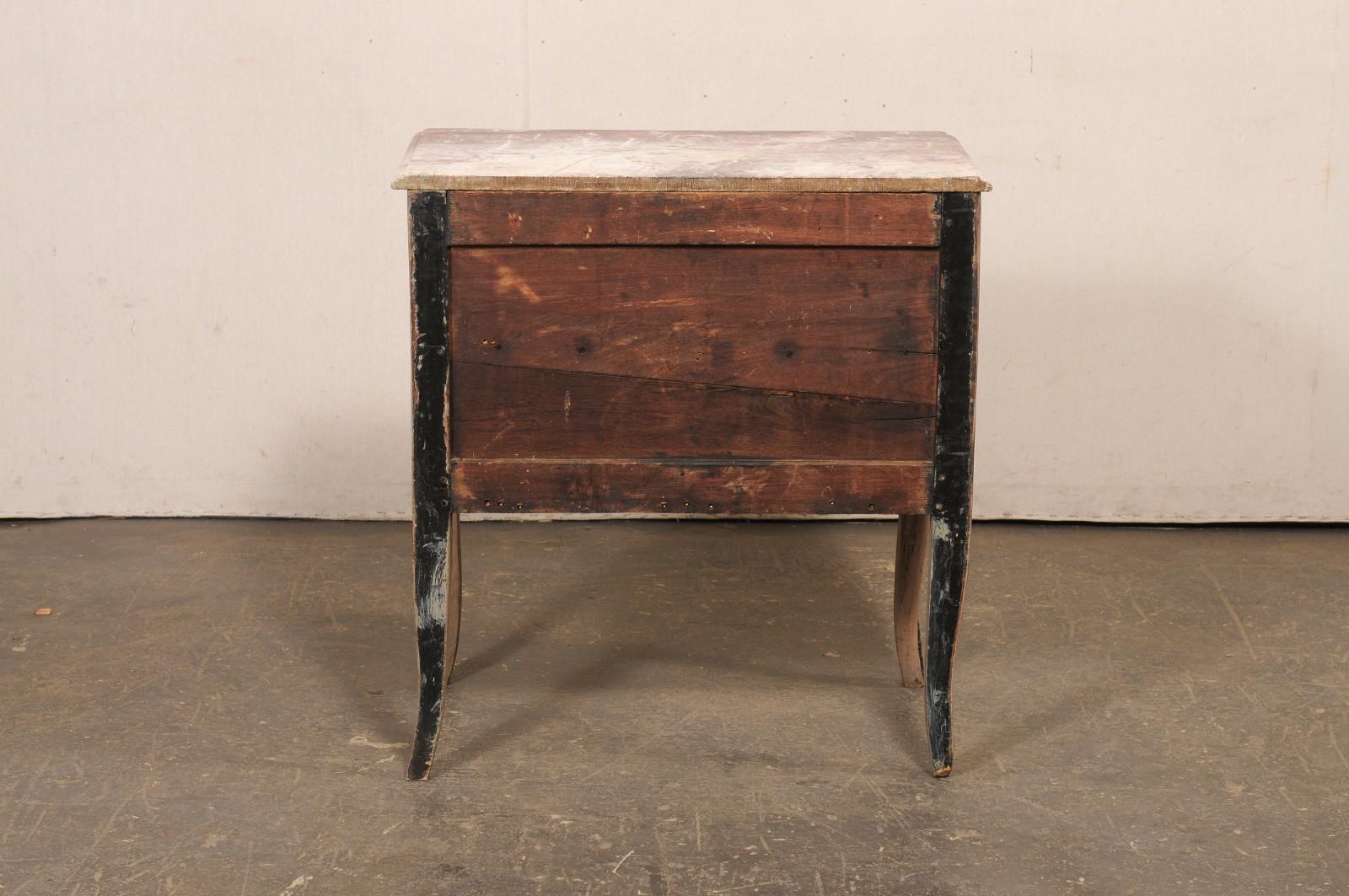 Cassapanca francese del XVIII secolo con piano in marmo originale in vendita 3