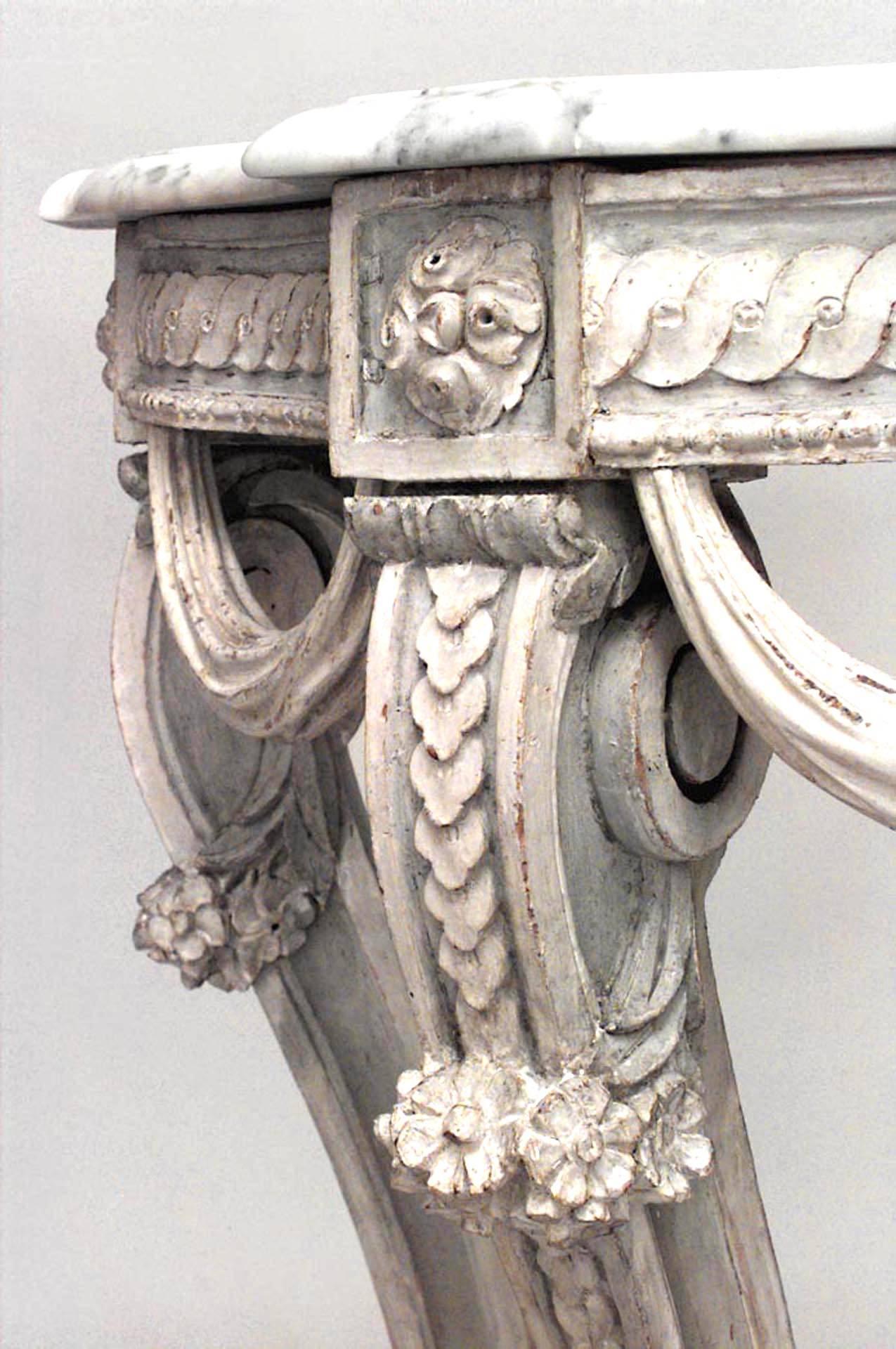 French Regence Painted Serpentine Console Table In Good Condition For Sale In Queens, NY