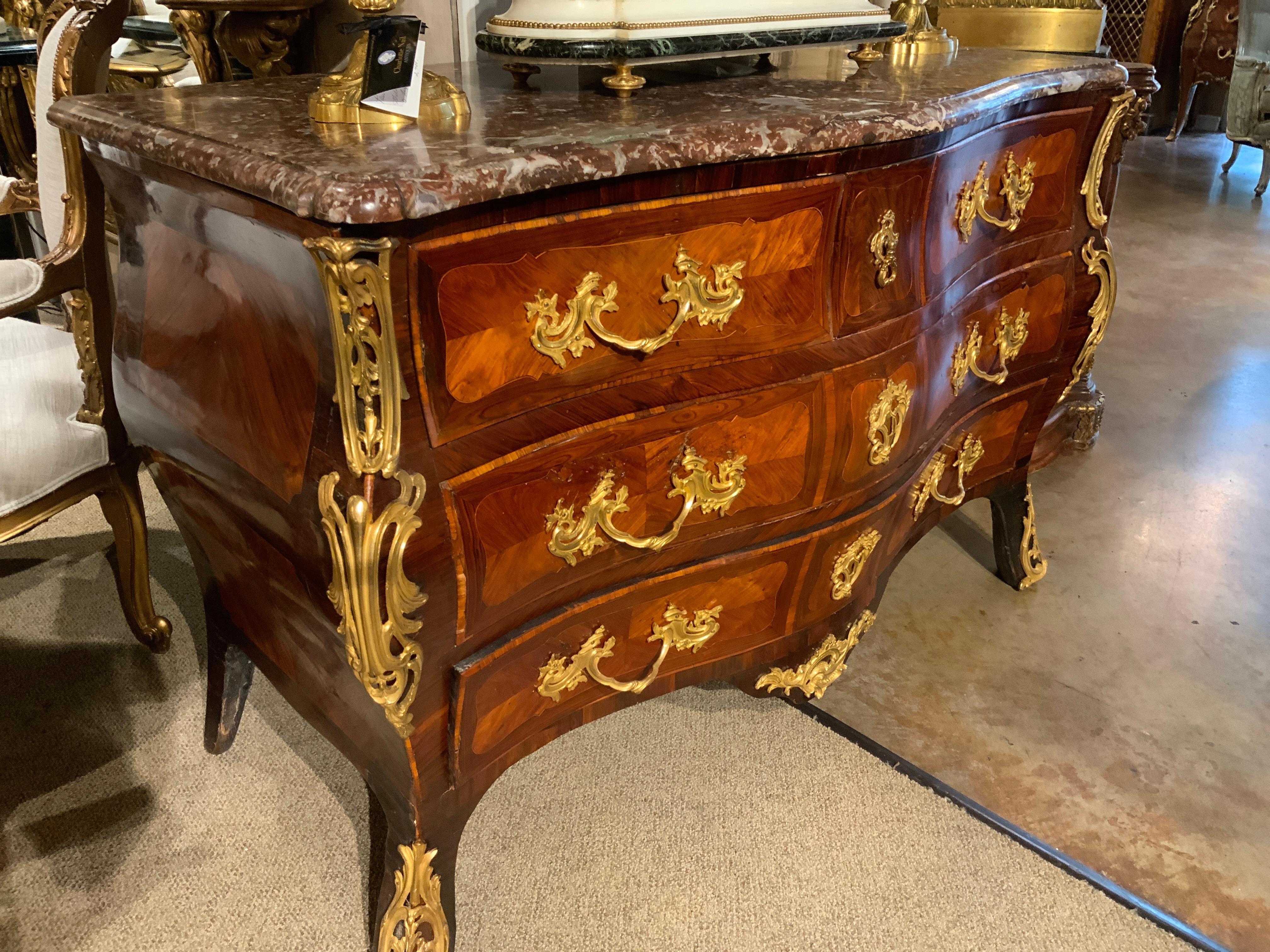 18th c. French Regency style  Commode / chest with ornate bronze dore mounts In Good Condition For Sale In Houston, TX