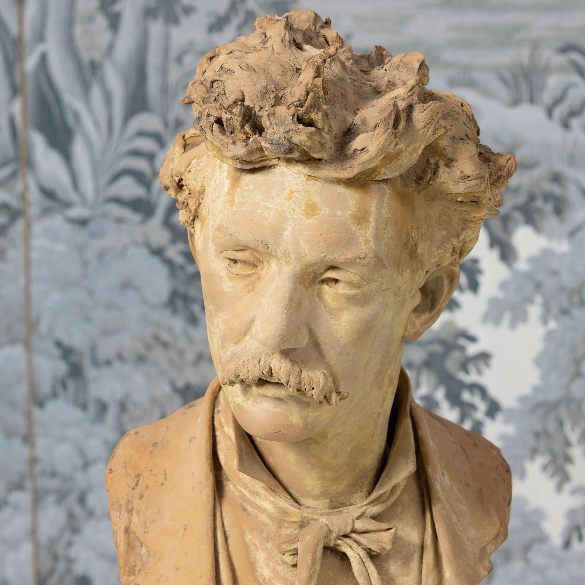 XVIII sec. Busto in terracotta gialla firmato francese di un artista in vendita 3