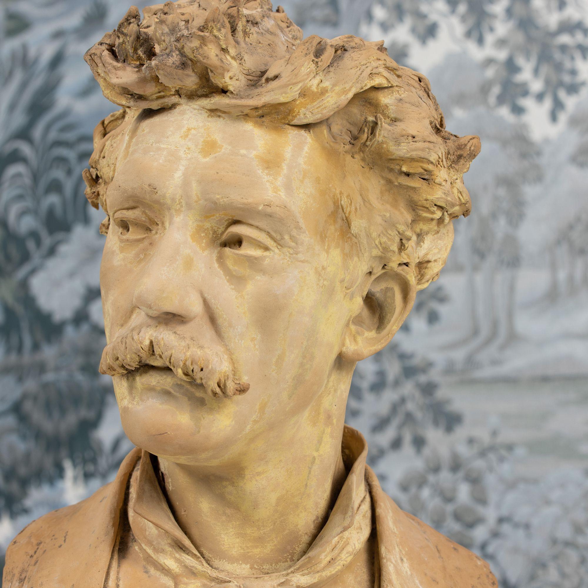 XVIII sec. Busto in terracotta gialla firmato francese di un artista in vendita 5