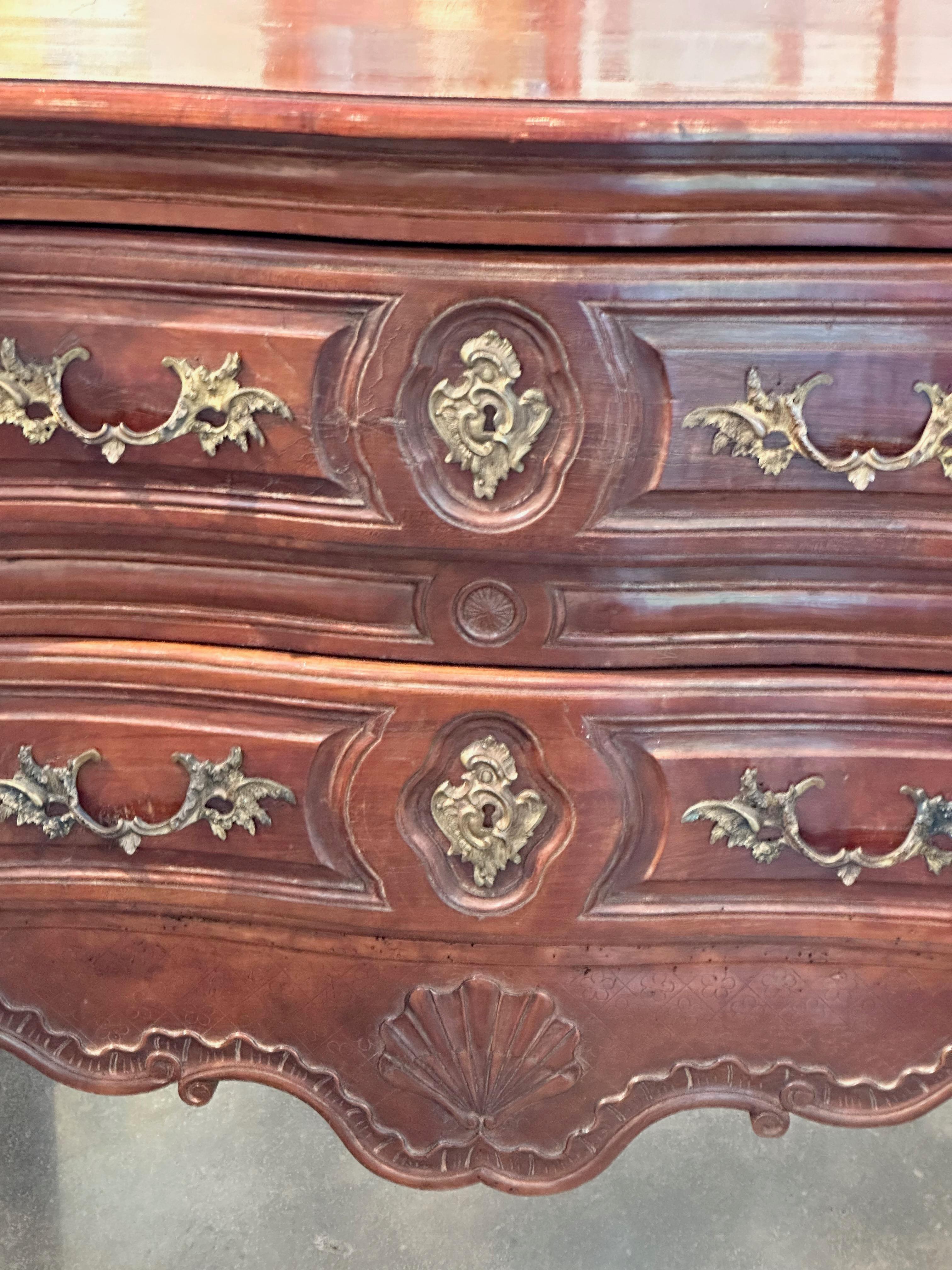 18th Century and Earlier 18th C. French Walnut Commode For Sale
