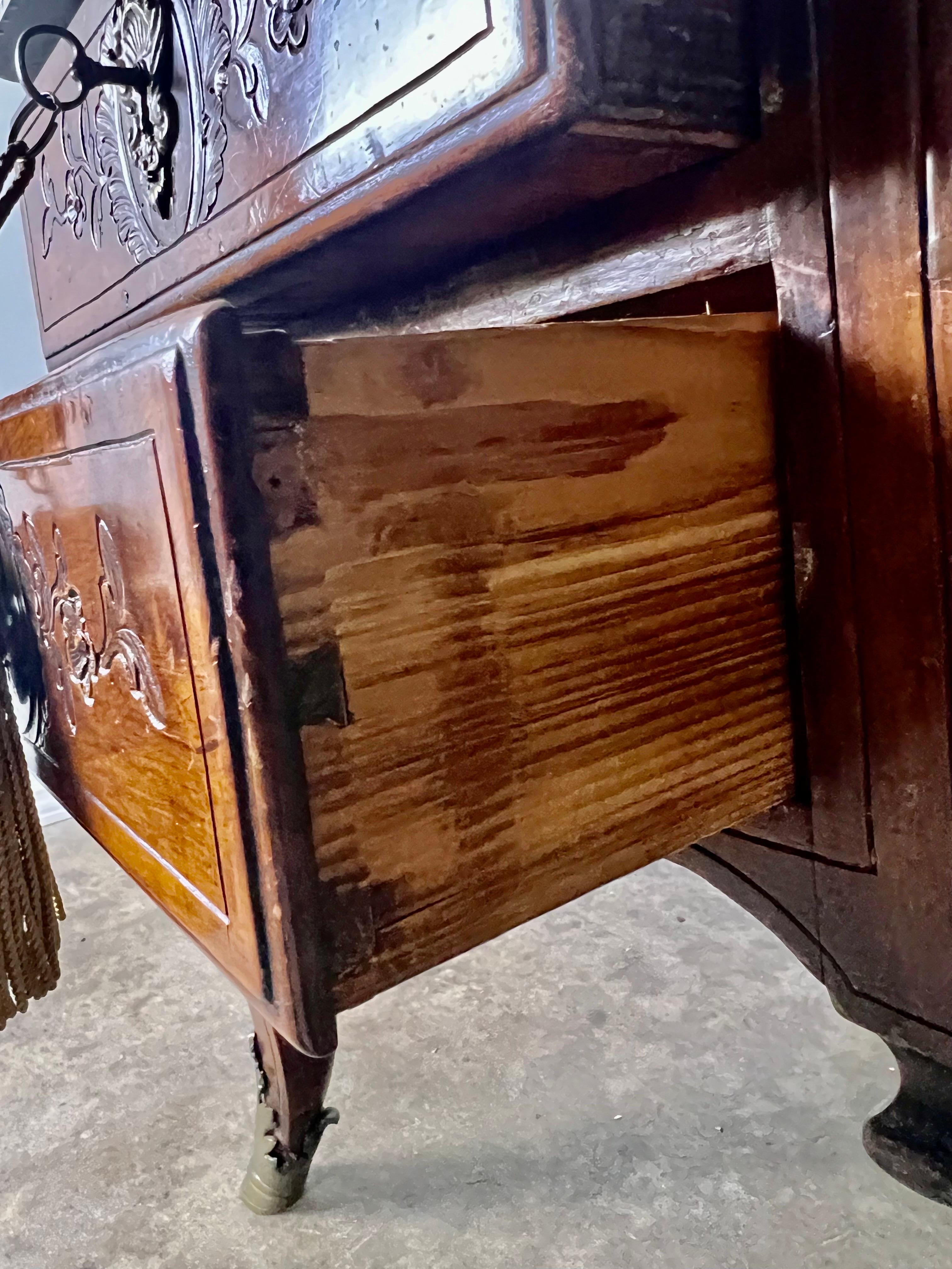 18th Century, French Walnut Leather Top Writing Table W/ Bronze Hardware For Sale 7