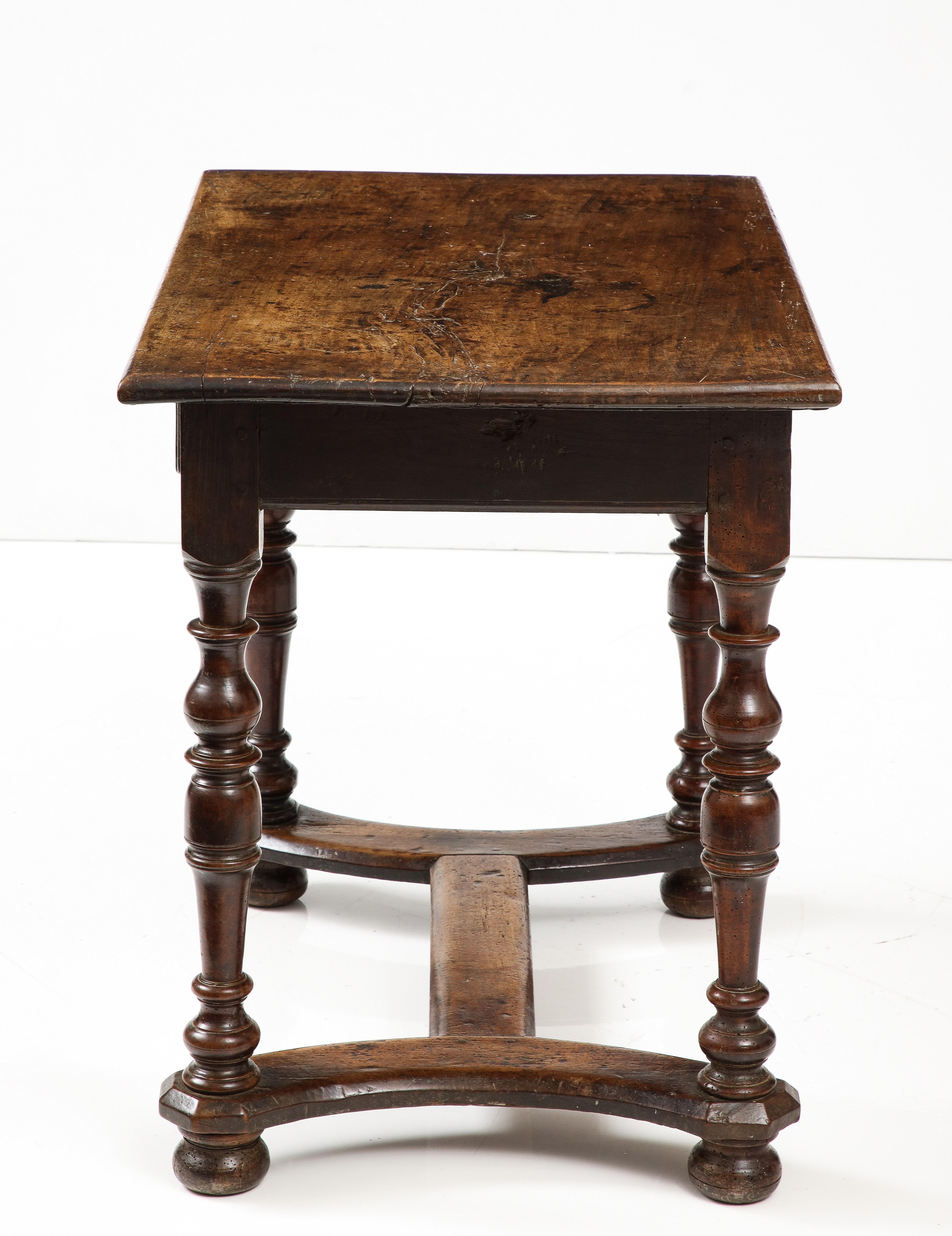 18th C. French Walnut Table with Beautifully Executed Stretcher and Patina For Sale 6