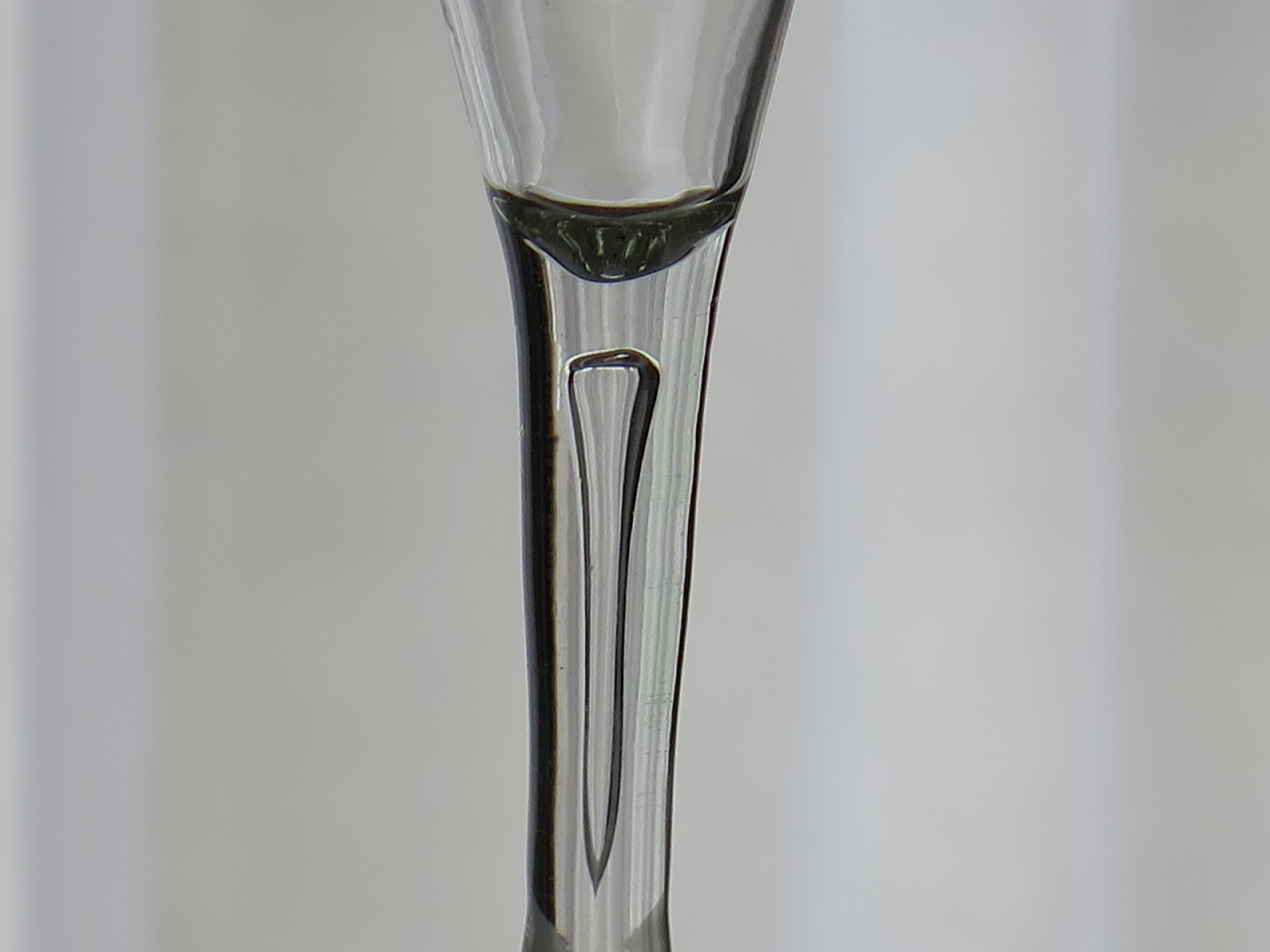 18th C George 11nd Tall Wine Drinking Glass Solid Stem and Long Tear Domed Foot For Sale 1