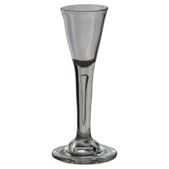 18th C George 11nd Tall Wine Drinking Glass Solid Stem and Long Tear Domed Foot (verre à vin à pied solide et à longue larme)