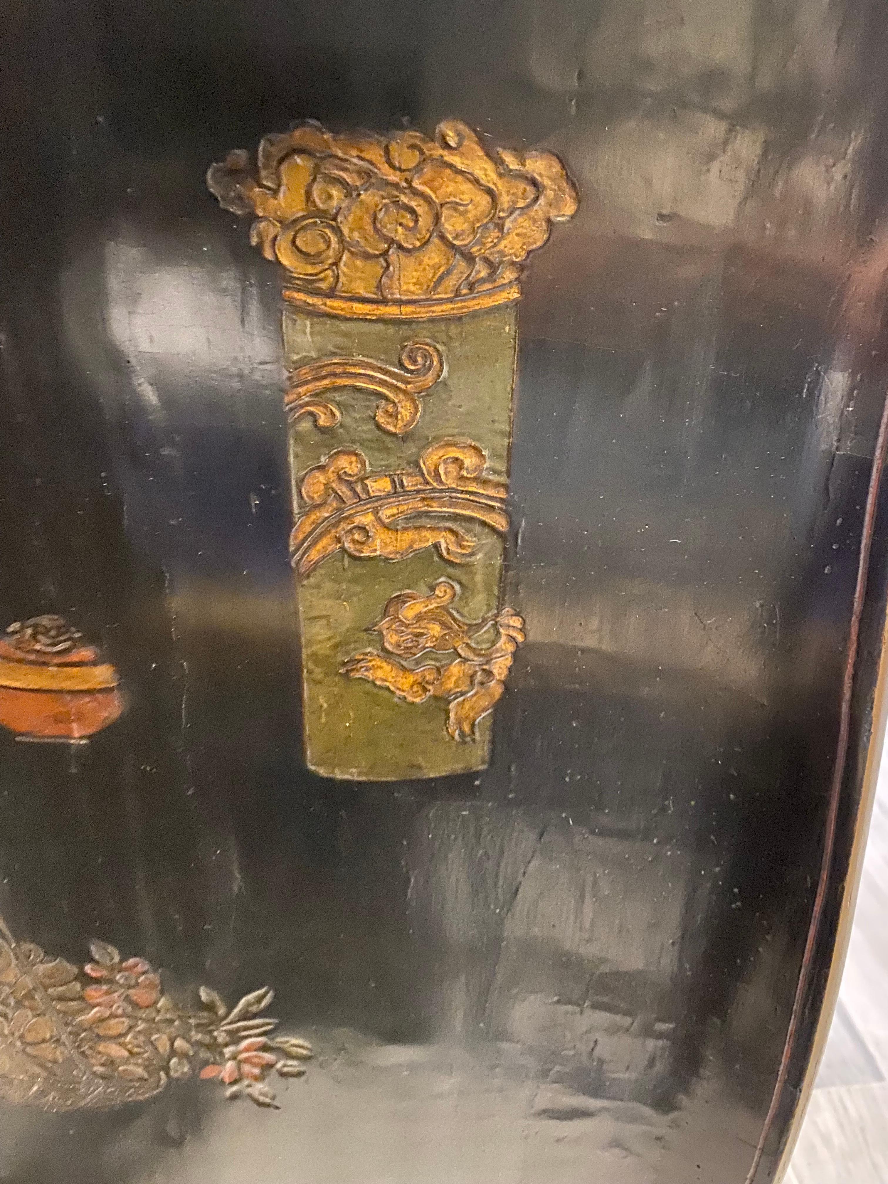 Commode en laque de Coromandel du 18e siècle, provenant d'Albert Hadley Bon état - En vente à Southampton, NY