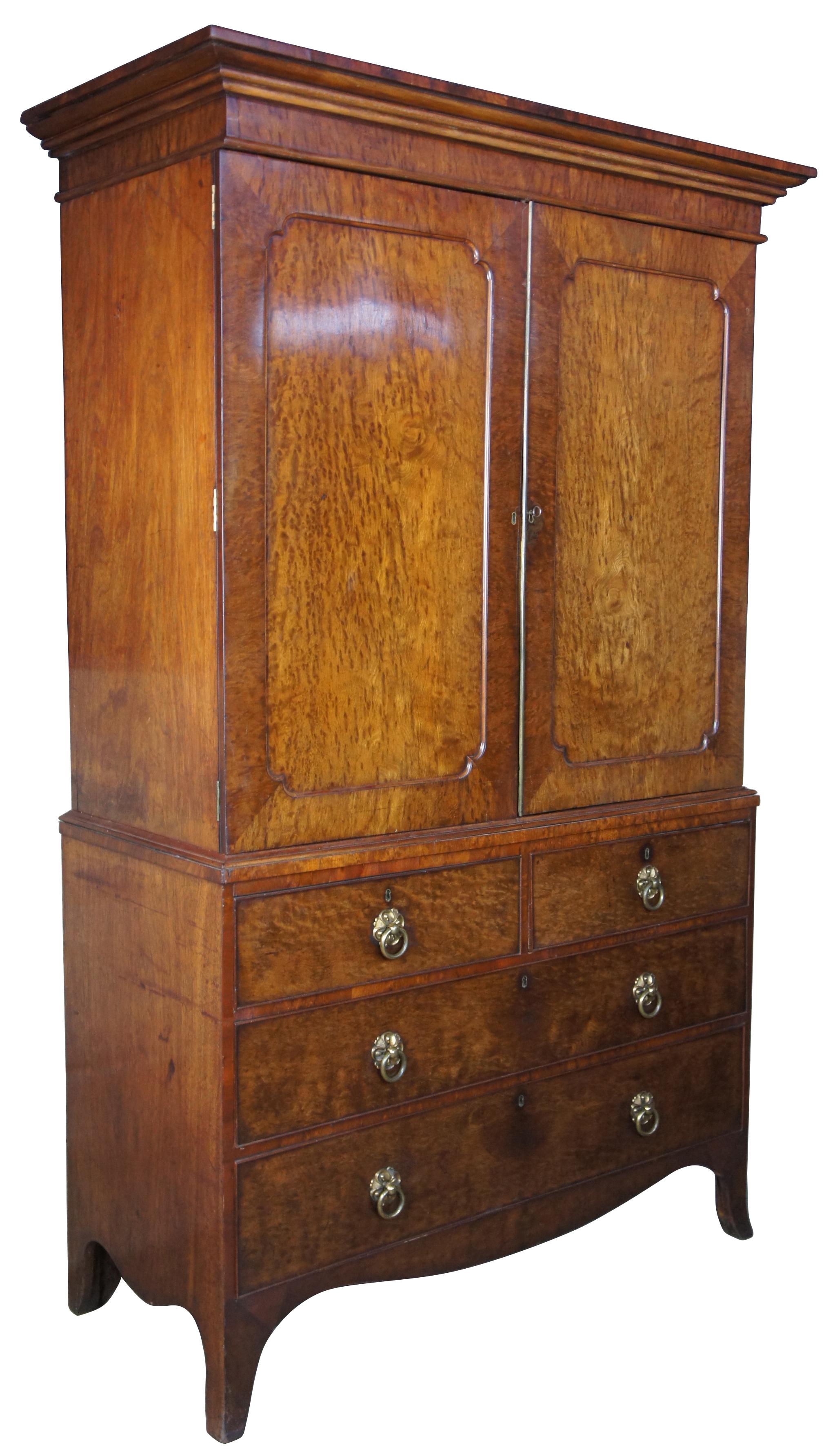 Very fine and impressive George III Period Linen Press, c. 1790s. A rectangular form made from 