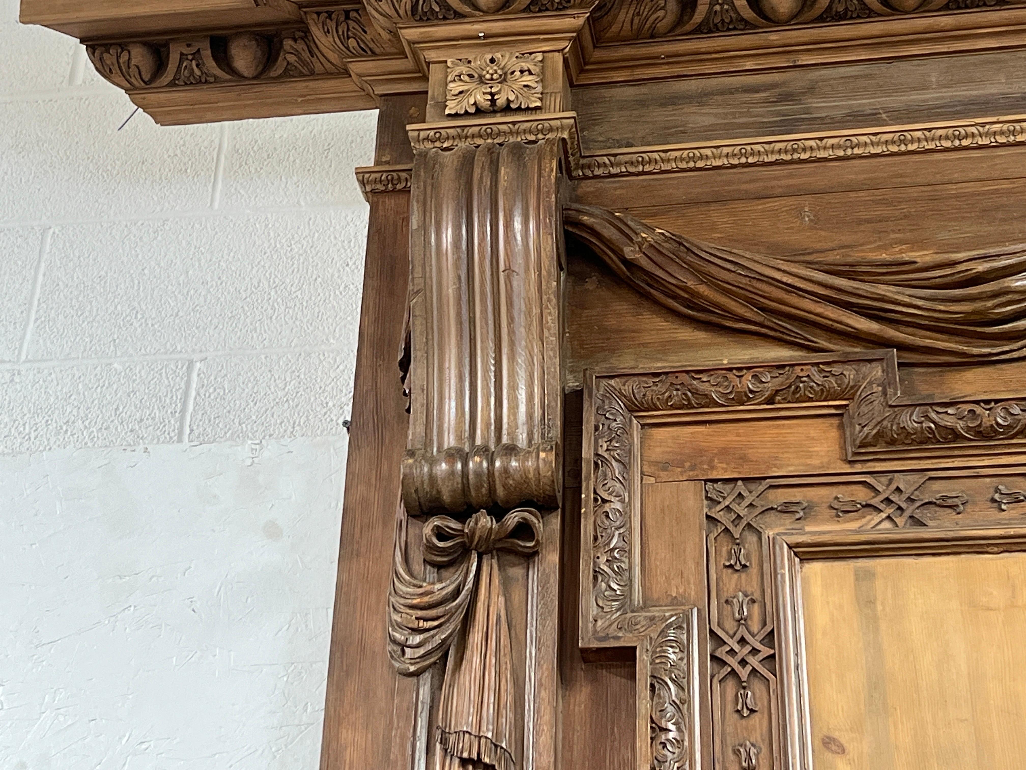 18th C., Georgian English Carved Pine Mantel W/ Overmantel Style of William Kent For Sale 11